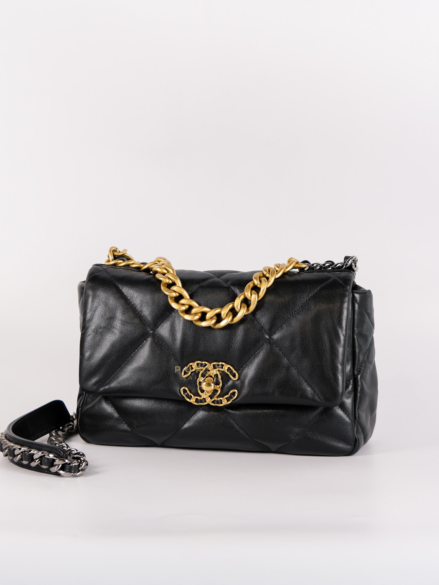 19 Small in Black Quilted Lambskin Leather in Mix Hardware Series 30 | Purse Maison Luxury Bags Shop