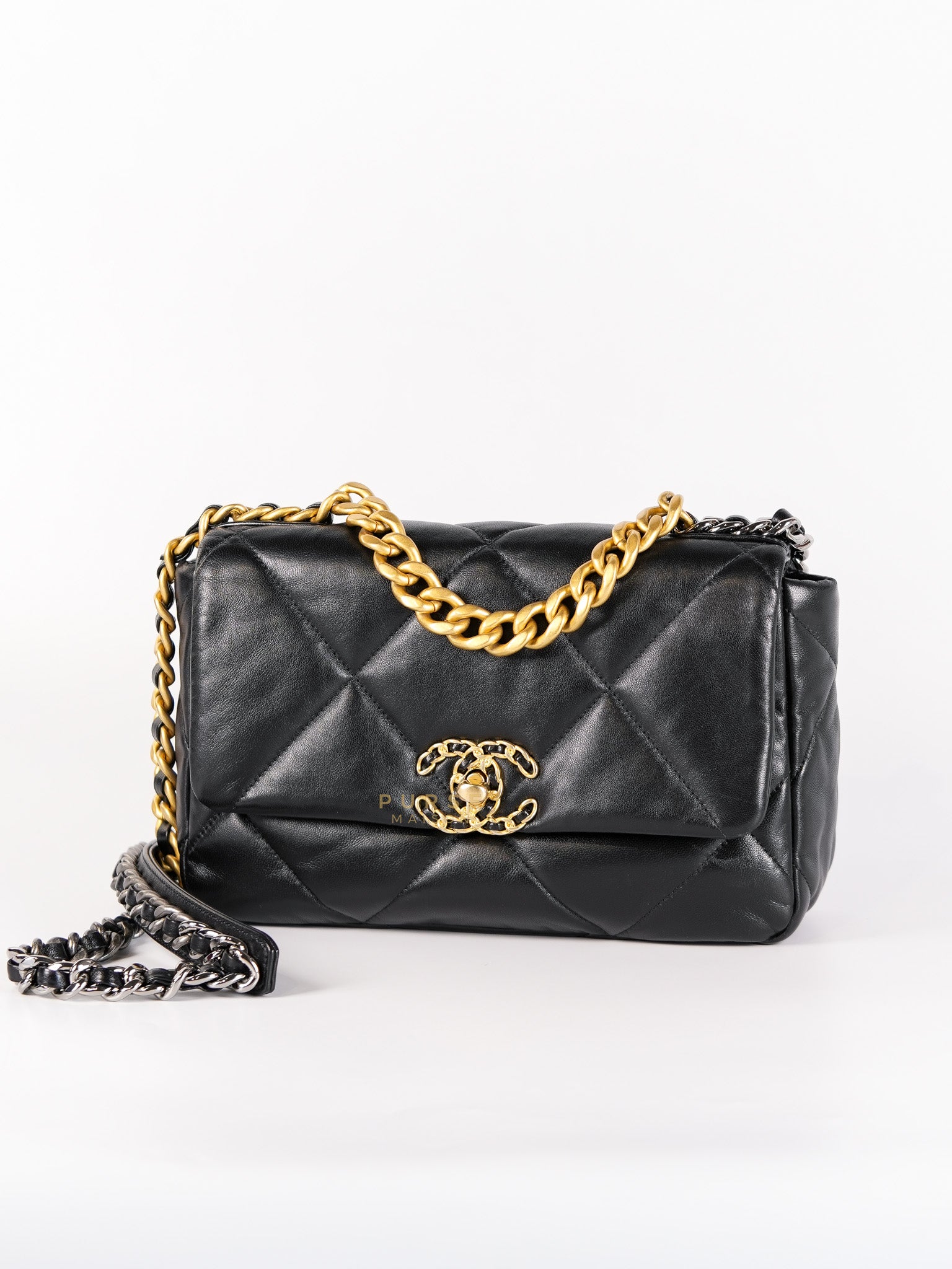 19 Small in Black Quilted Lambskin Leather in Mix Hardware(Microchip) | Purse Maison Luxury Bags Shop
