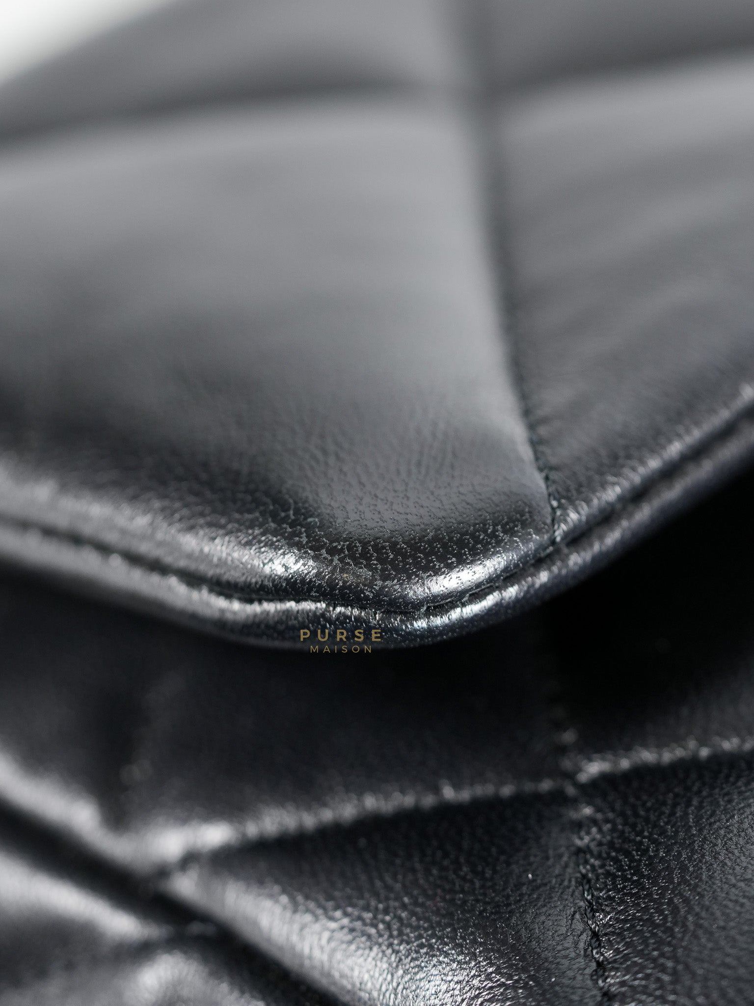 19 Small in Black Quilted Lambskin Leather in Mix Hardware(Microchip) | Purse Maison Luxury Bags Shop