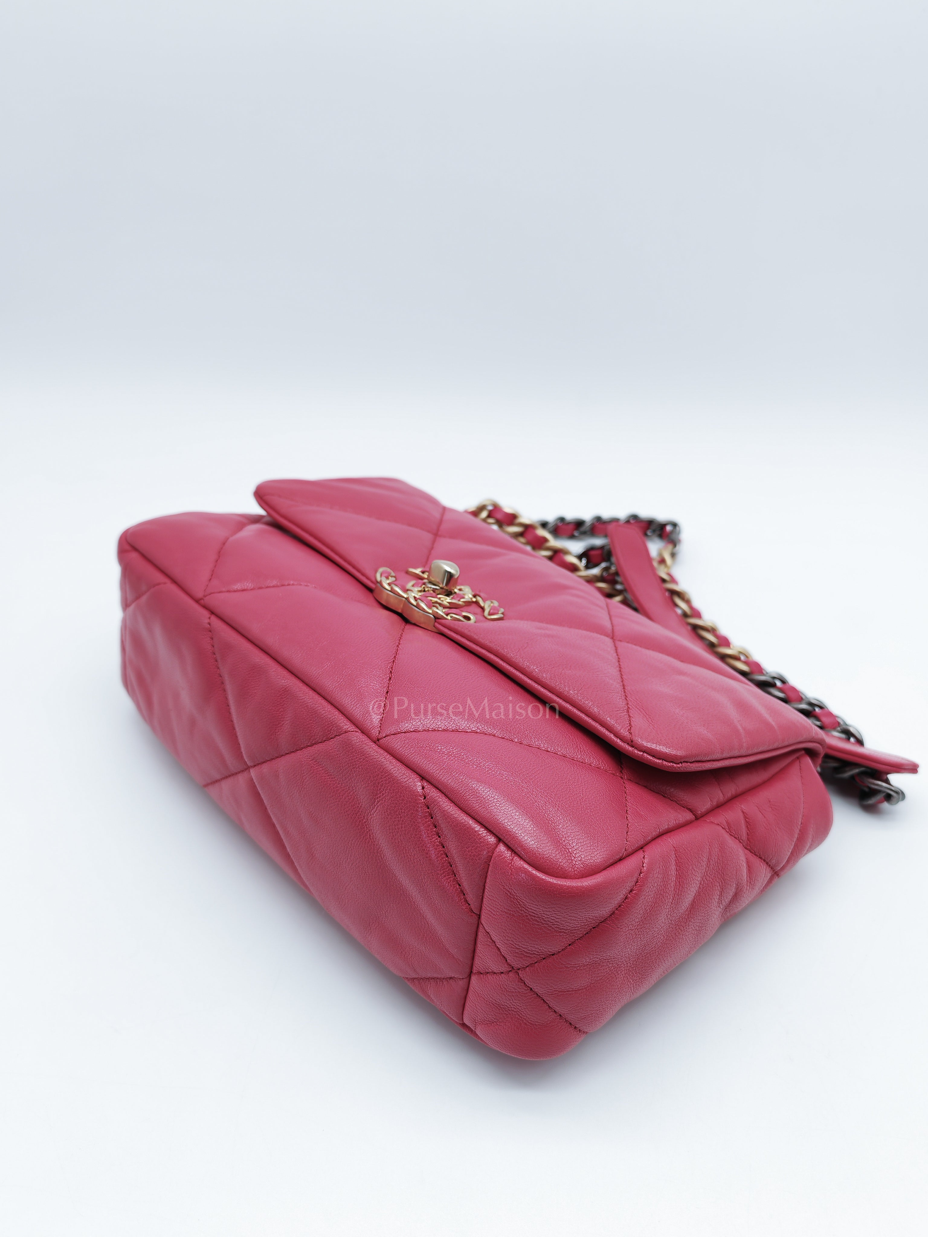 19 Small in Dark Pink Quilted Goatskin Leather Mixed Hardware Series 30 | Purse Maison Luxury Bags Shop