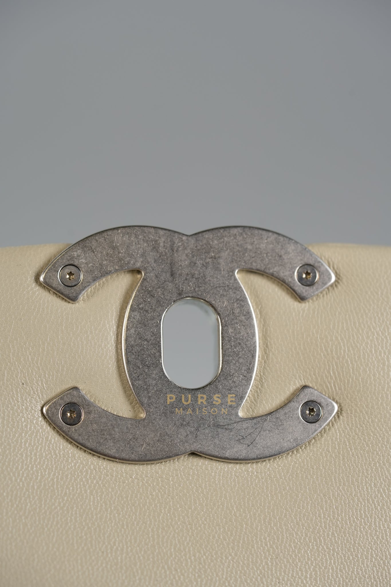 19 Small in Light Gray Lambskin Leather & Mixed Hardware (Microchip) | Purse Maison Luxury Bags Shop