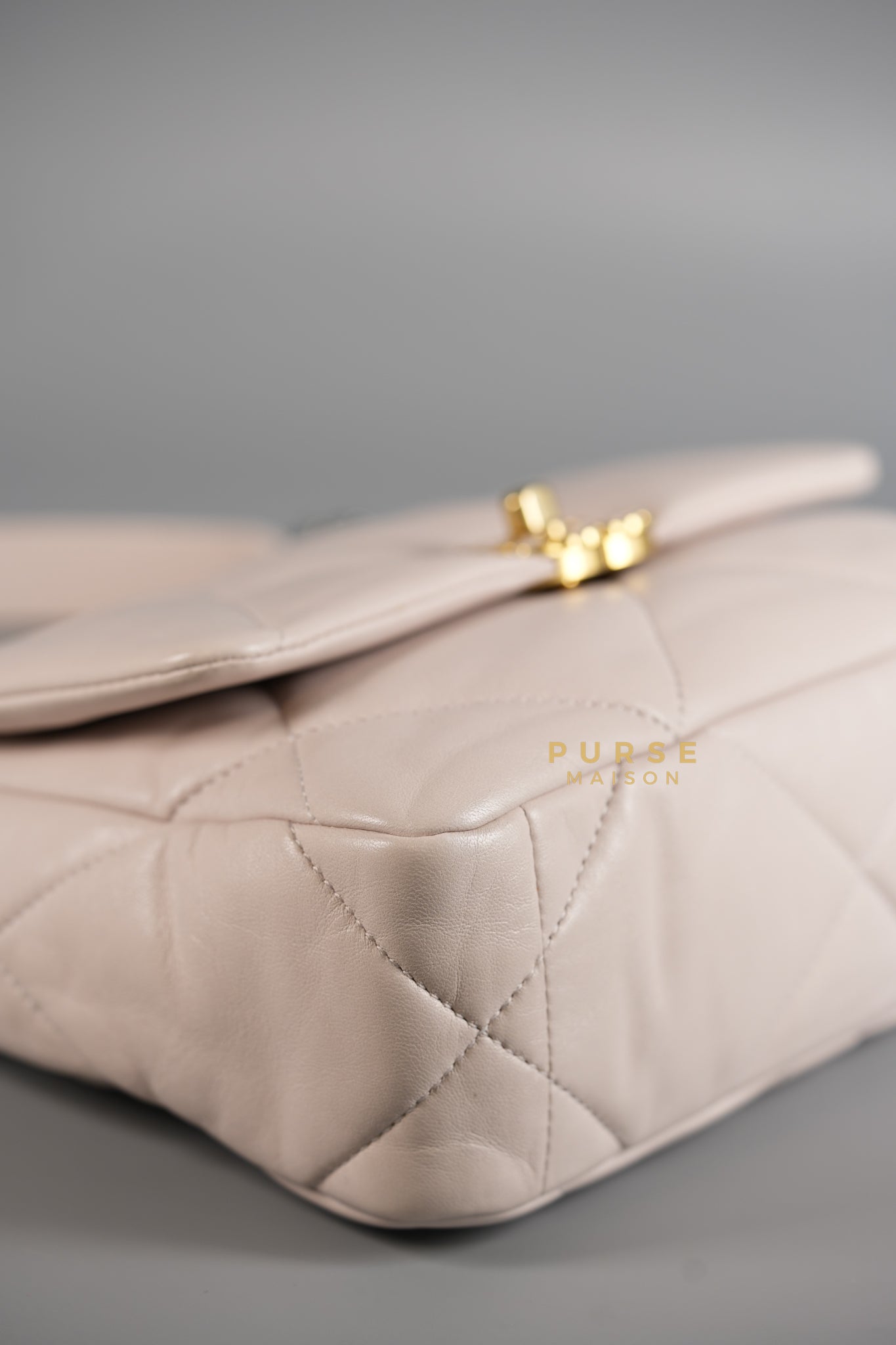 19 Small in Pale Pink Lambskin and Mix Hardware (Microchip) | Purse Maison Luxury Bags Shop