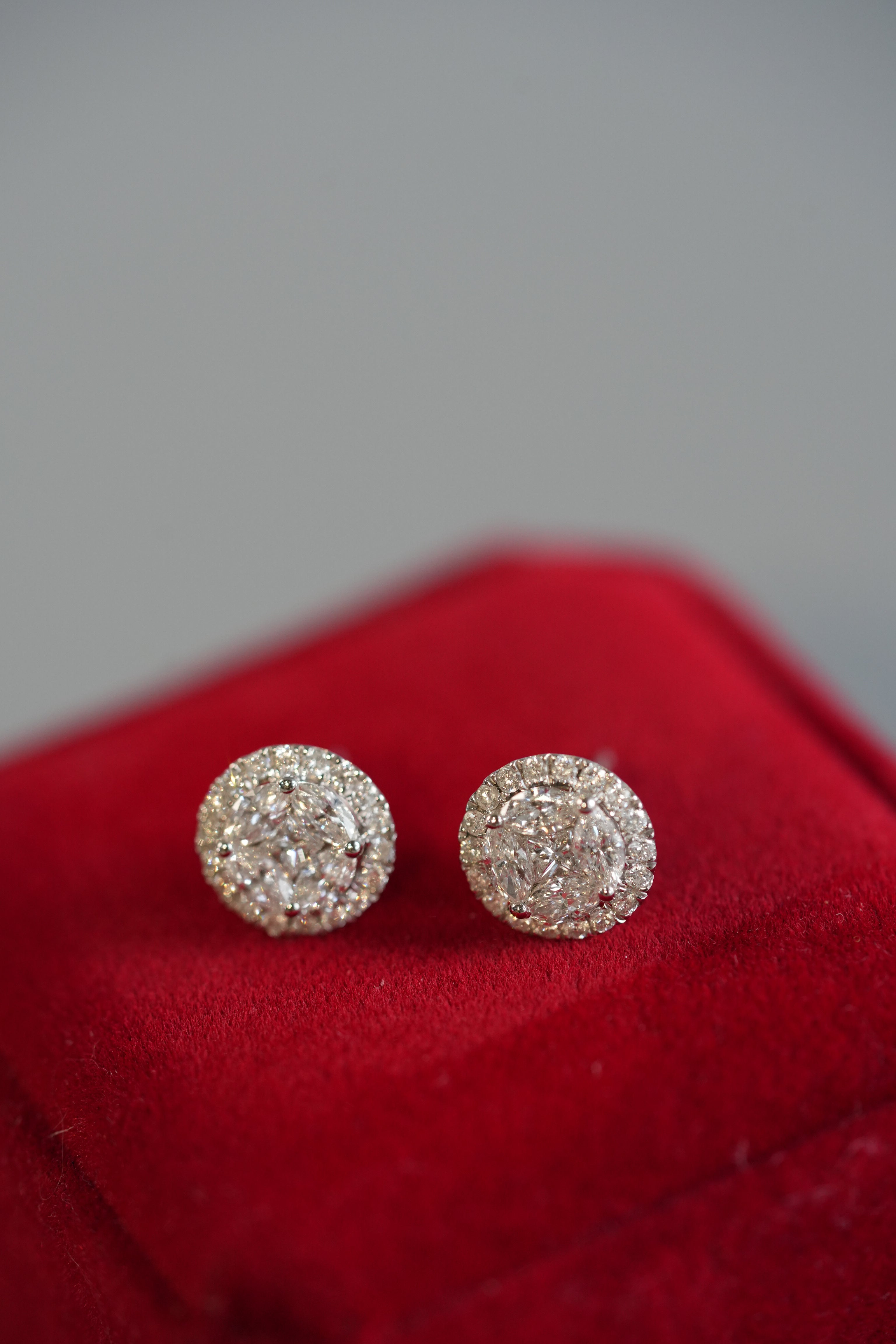 1.16ct Natural Diamonds 18k WG 1st Gen 8ct Face Earrings | Purse Maison Luxury Bags Shop