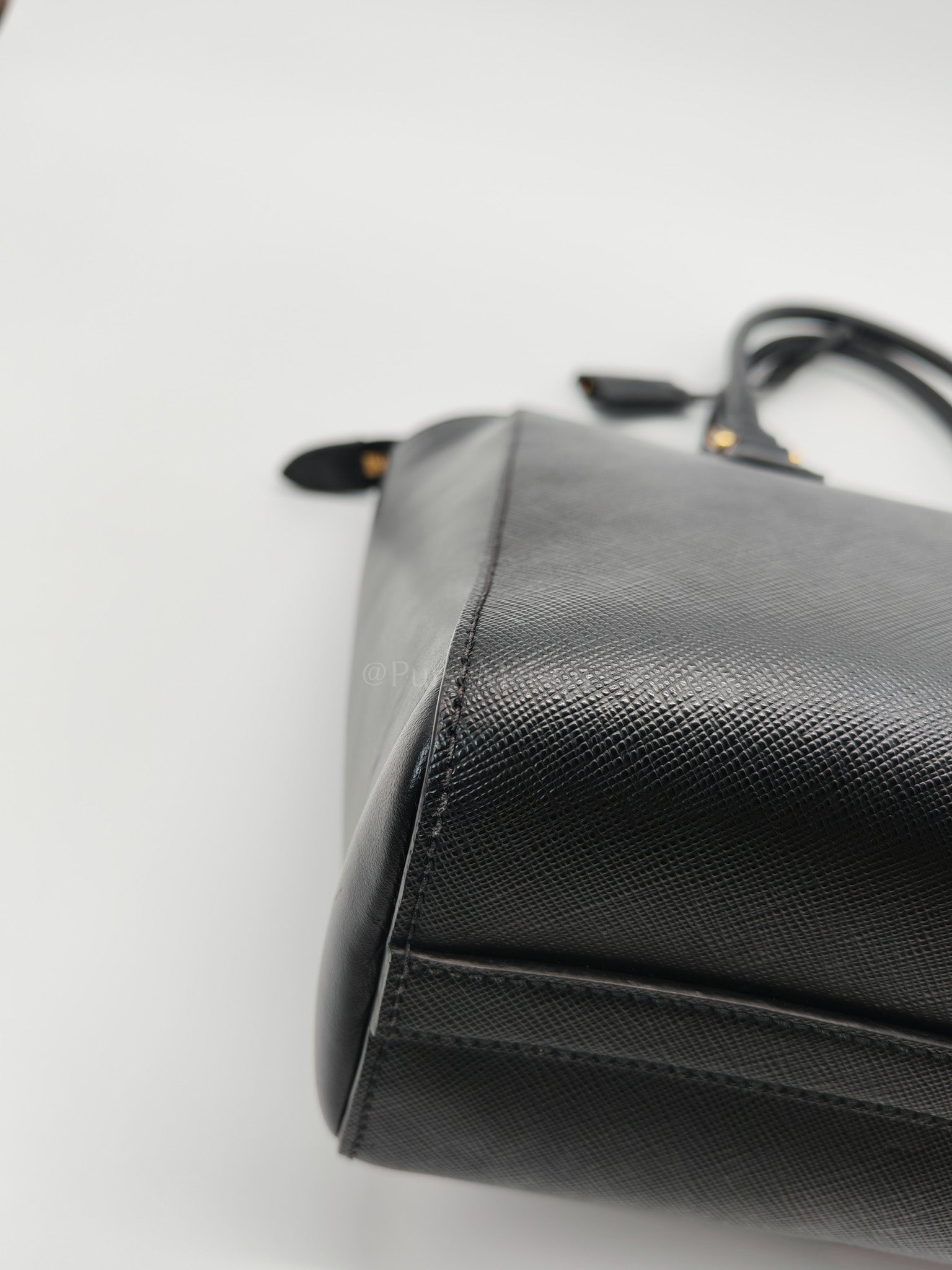 1BA189 Borsa A Mano in Black Saffiano Crossbody Bag | Purse Maison Luxury Bags Shop