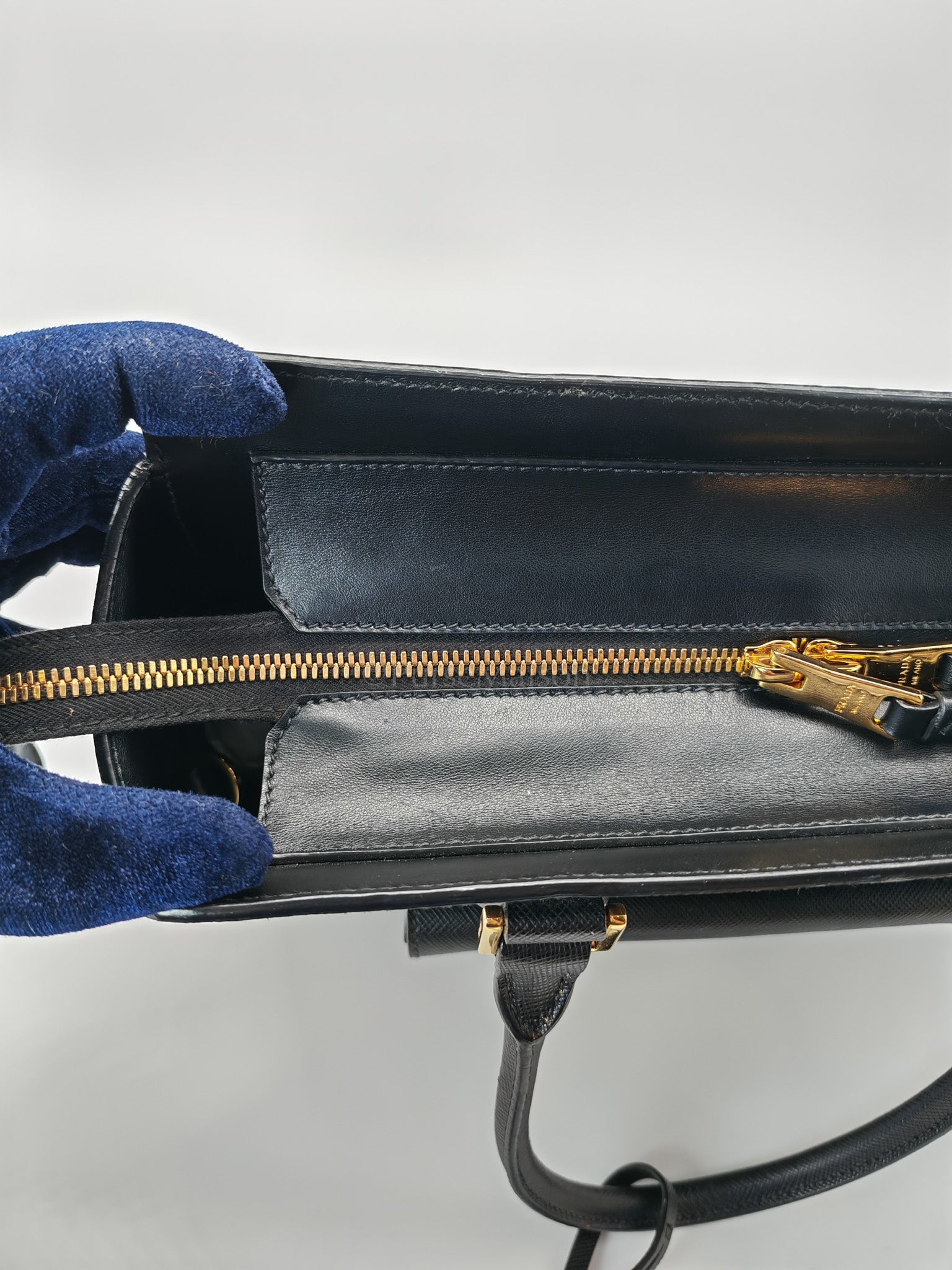 1BA189 Borsa A Mano in Black Saffiano Crossbody Bag | Purse Maison Luxury Bags Shop