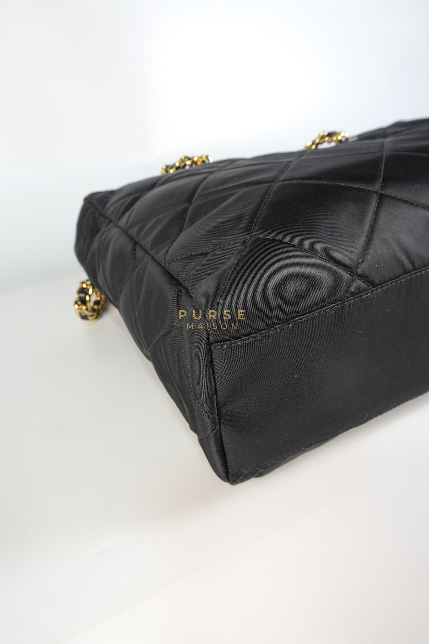 1BG467 Re-Edition 1995 Black Re-Nylon Large Tote Bag | Purse Maison Luxury Bags Shop