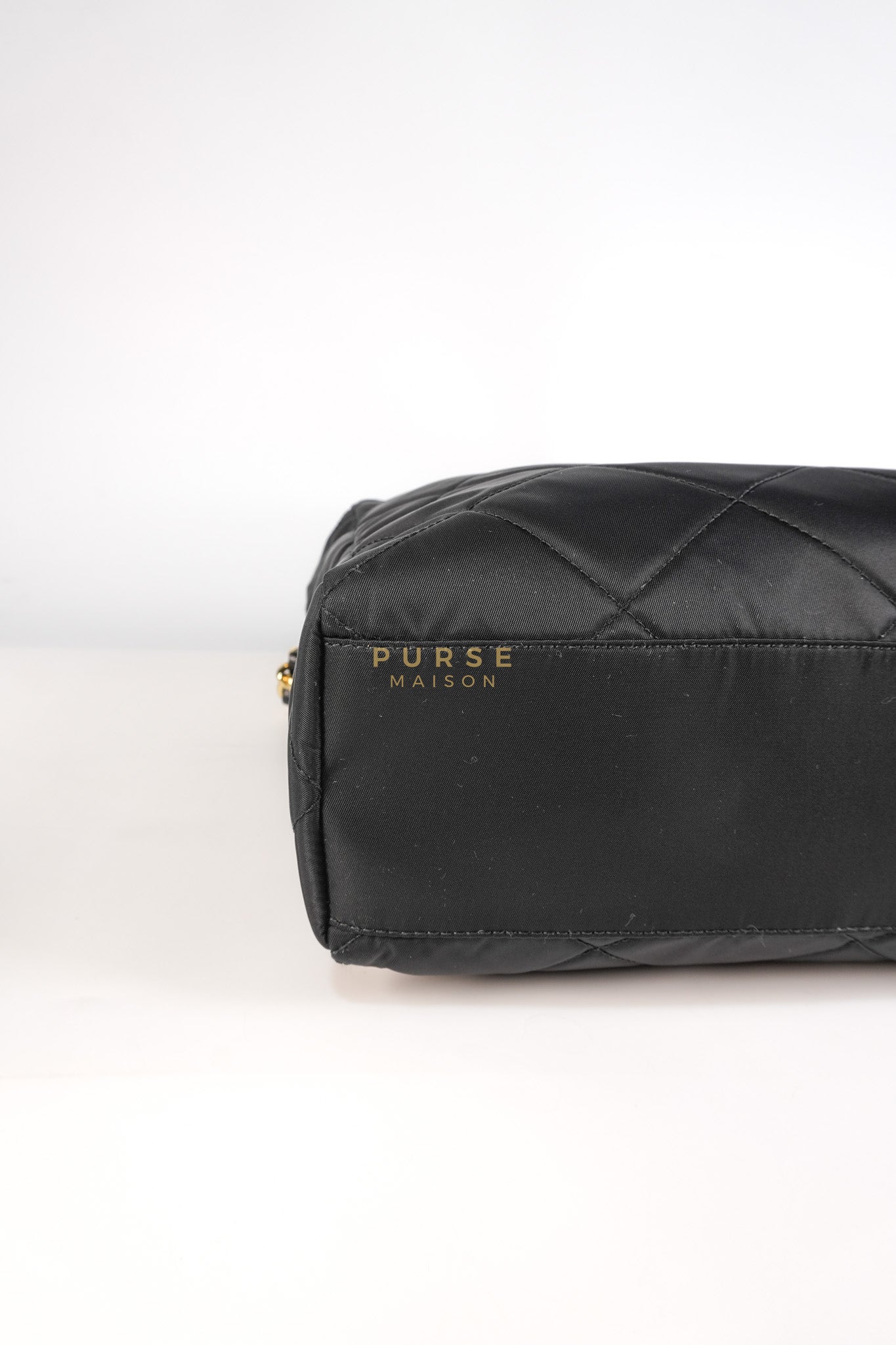 1BG467 Re-Edition 1995 Black Re-Nylon Large Tote Bag | Purse Maison Luxury Bags Shop