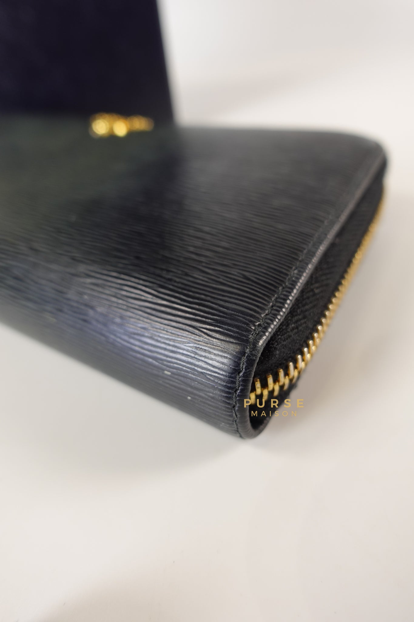 1ML506 Vitello Move Nero Zipped Long Wallet | Purse Maison Luxury Bags Shop