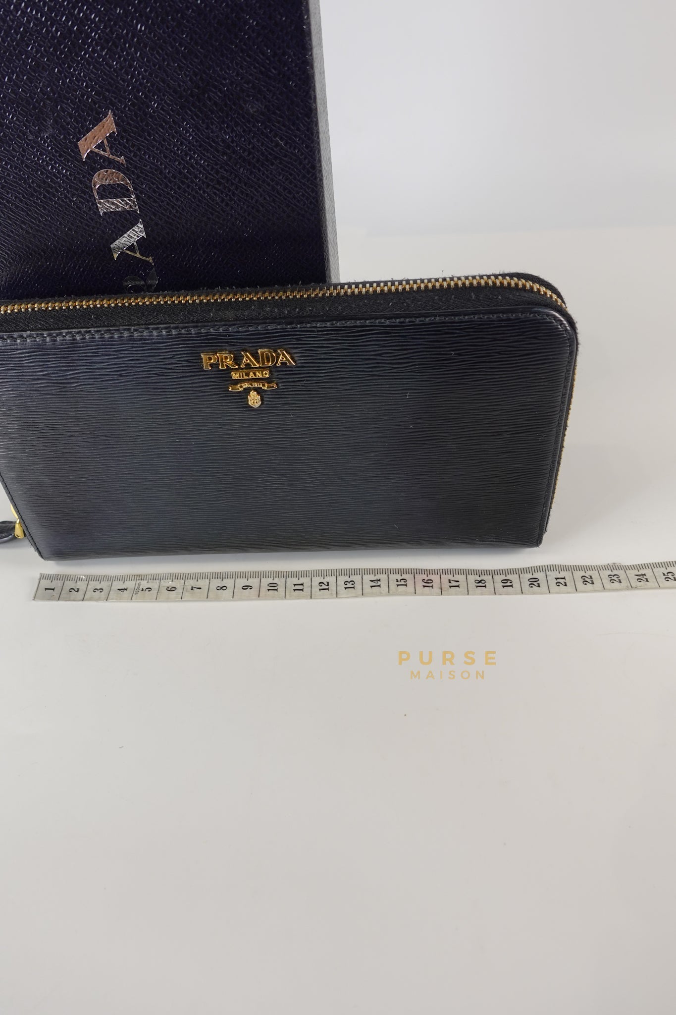 1ML506 Vitello Move Nero Zipped Long Wallet | Purse Maison Luxury Bags Shop