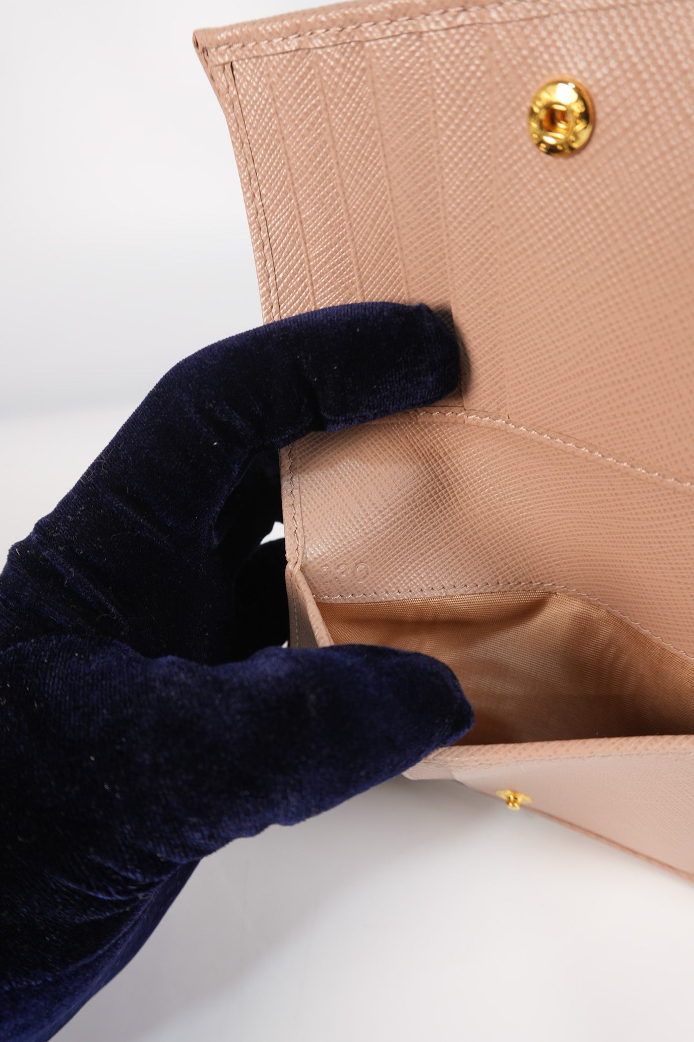 1MV020 Card Holder in Cipria/Beige Saffiano Leather | Purse Maison Luxury Bags Shop