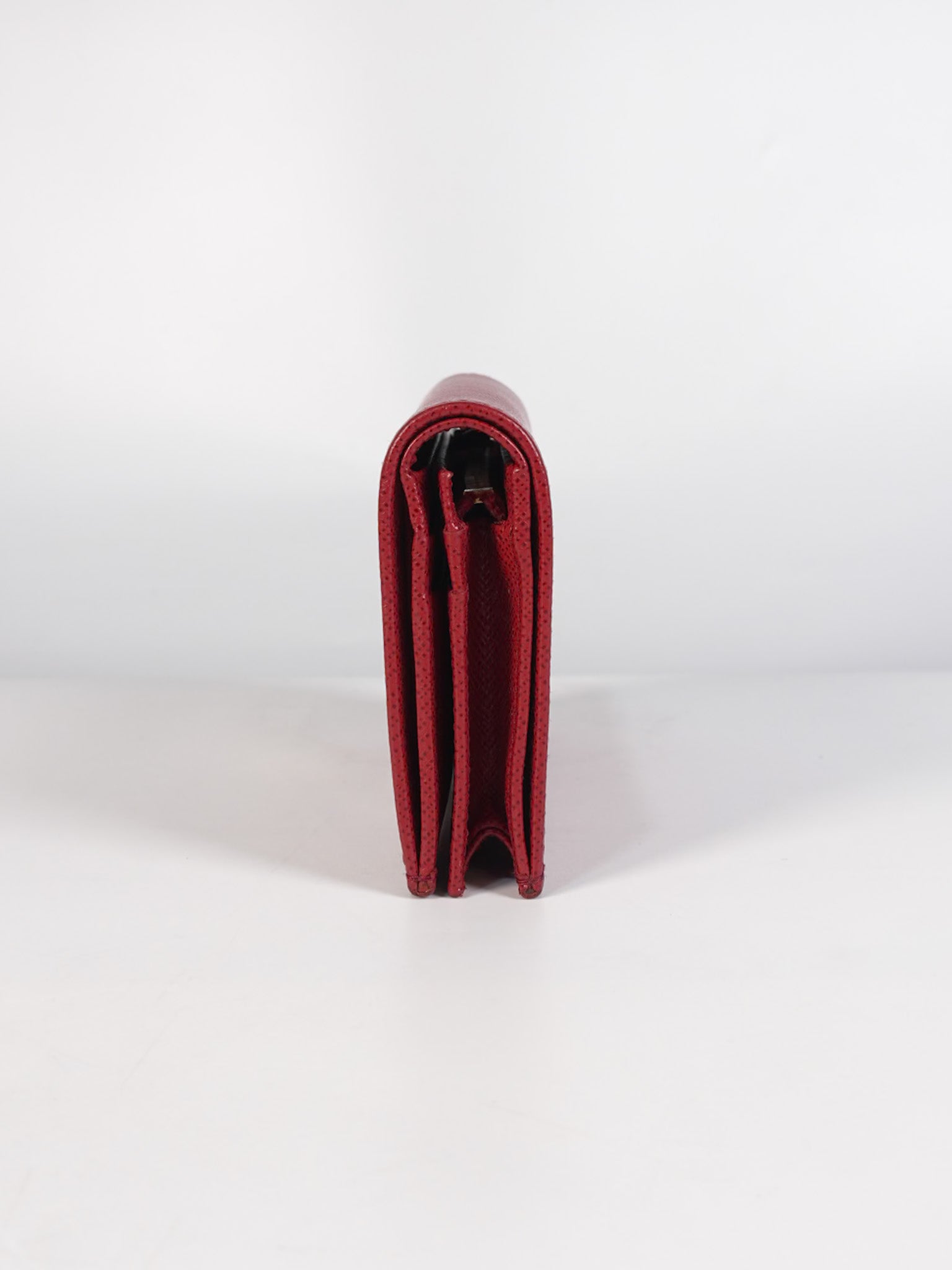 1MV021 Triangle Logo Bi-fold Wallet in Fouco/Red Saffiano Leather | Purse Maison Luxury Bags Shop