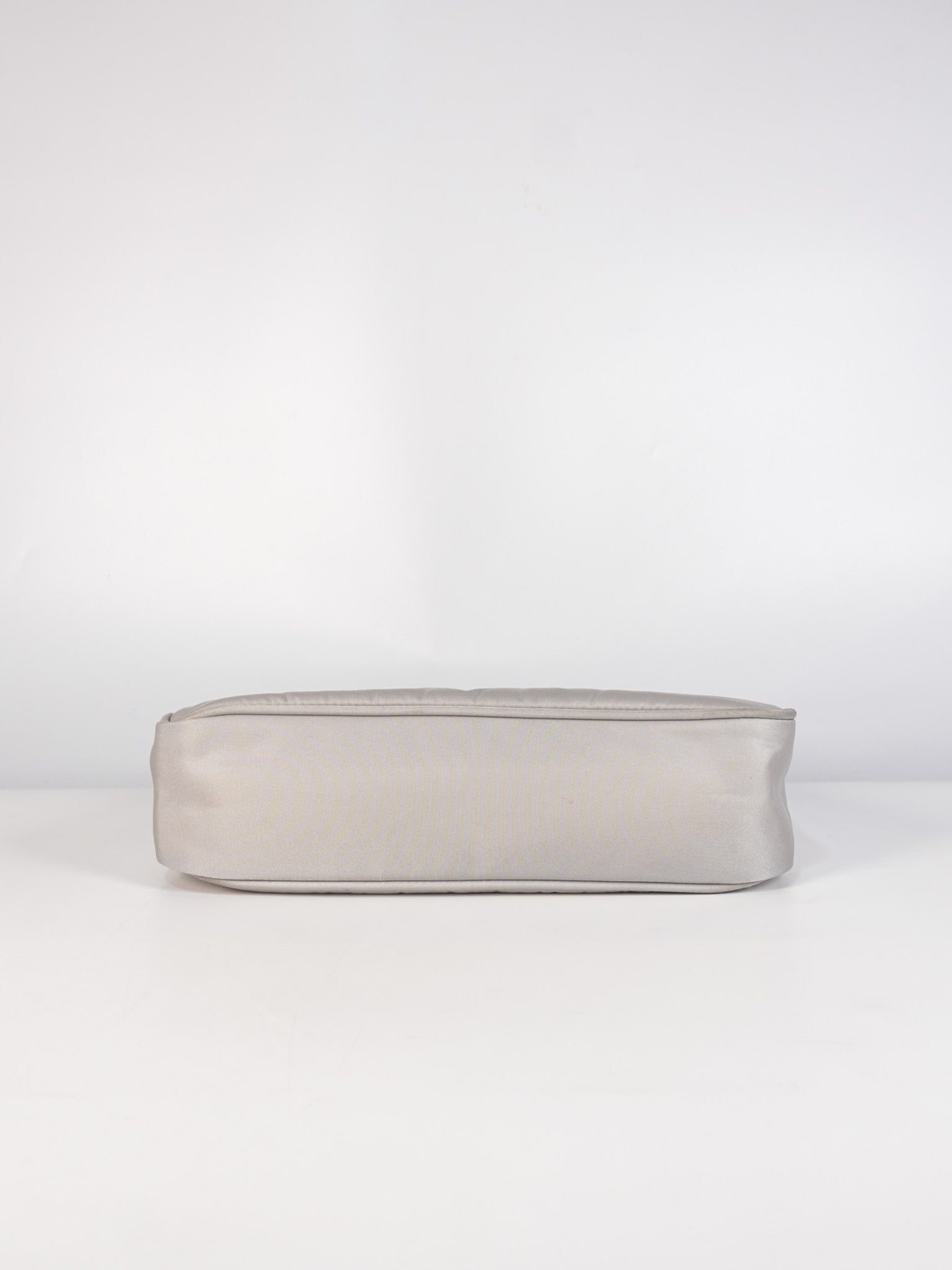 1NE515 Re-edition 2000 in Fiordaliso Tessuto Nylon | Purse Maison Luxury Bags Shop