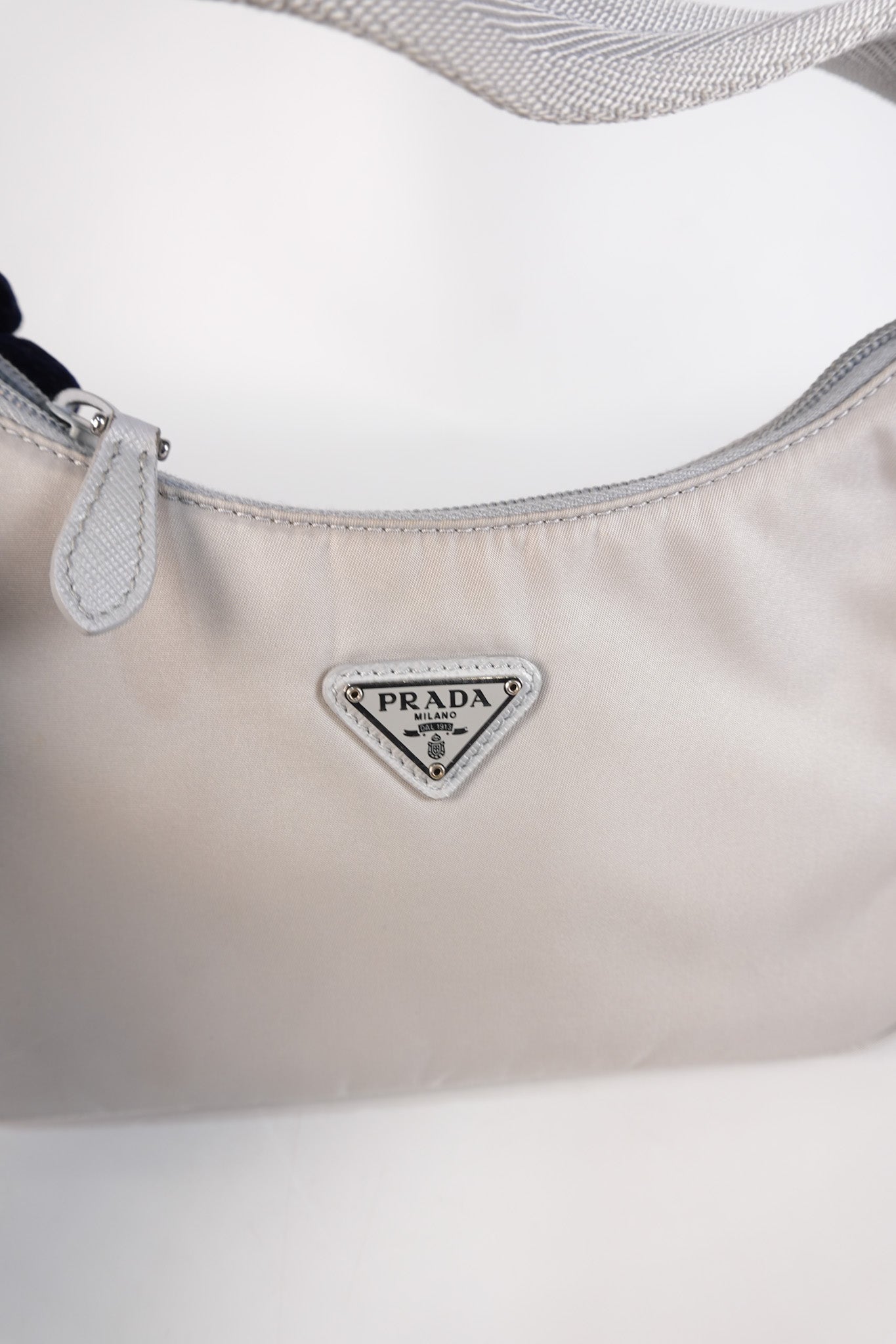 1NE515 Re-edition 2000 in Fiordaliso Tessuto Nylon | Purse Maison Luxury Bags Shop