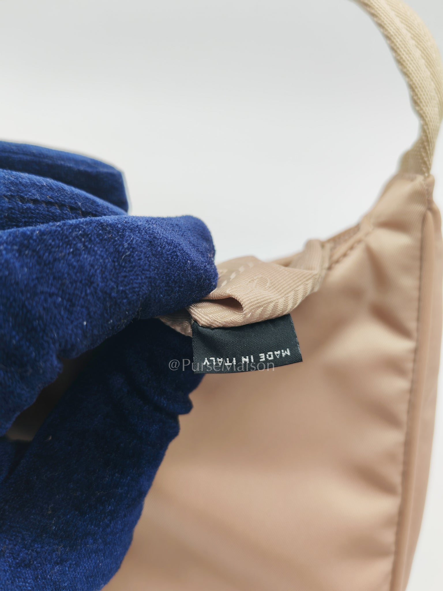 1NE515 Re-edition 2000 Tessuto Nylon Cammeo Shoulder Bag | Purse Maison Luxury Bags Shop