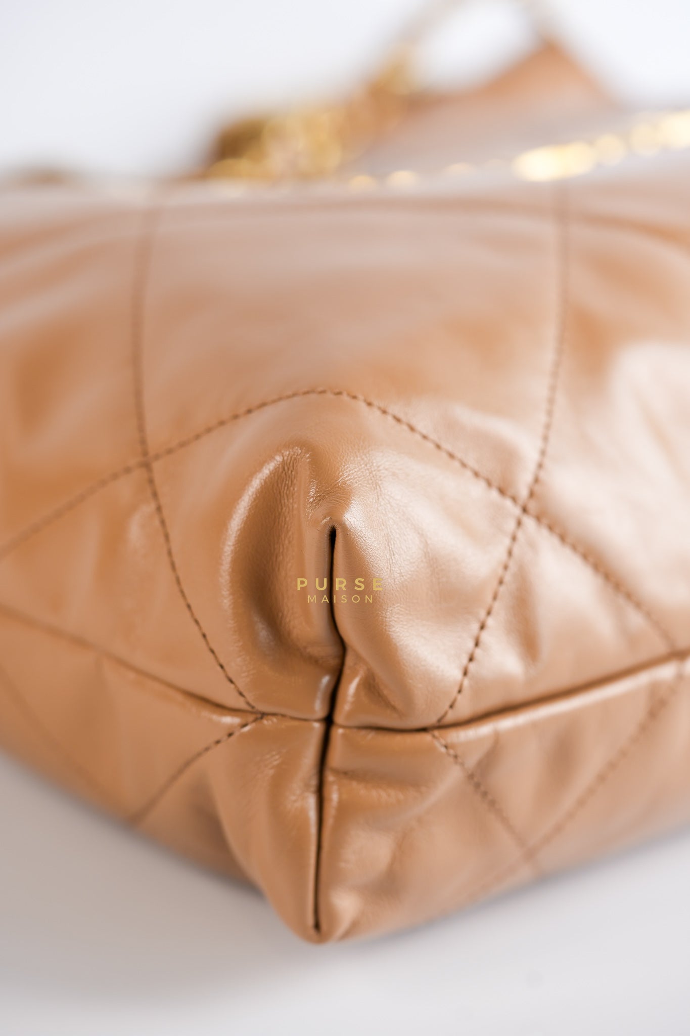 CC 22 Small in Beige Calfskin GHW (microchiped) | Purse Maison Luxury Bags Shop