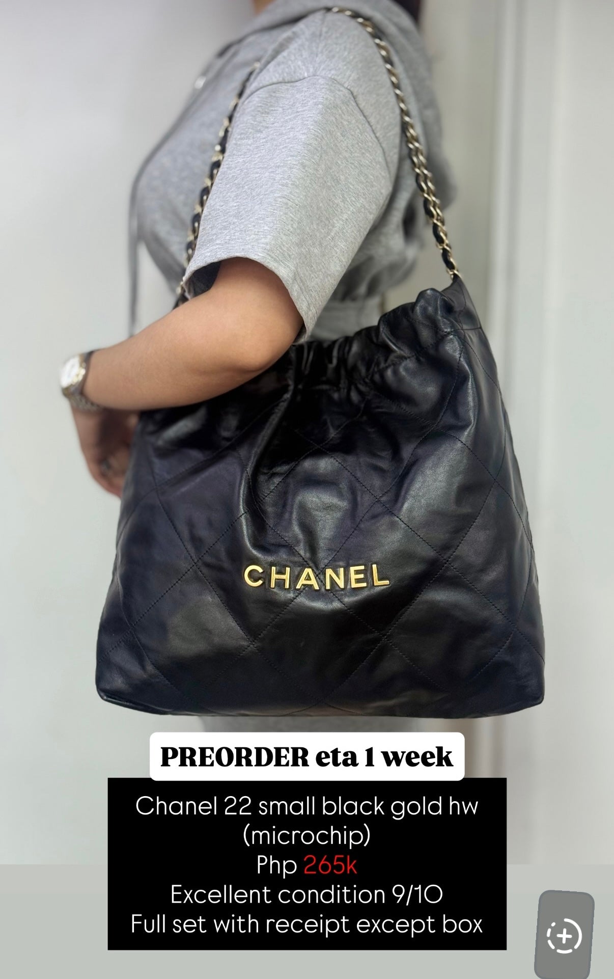 22 Small in Black Lambskin Leather and Aged Gold Hardware (Microchip) | Purse Maison Luxury Bags Shop
