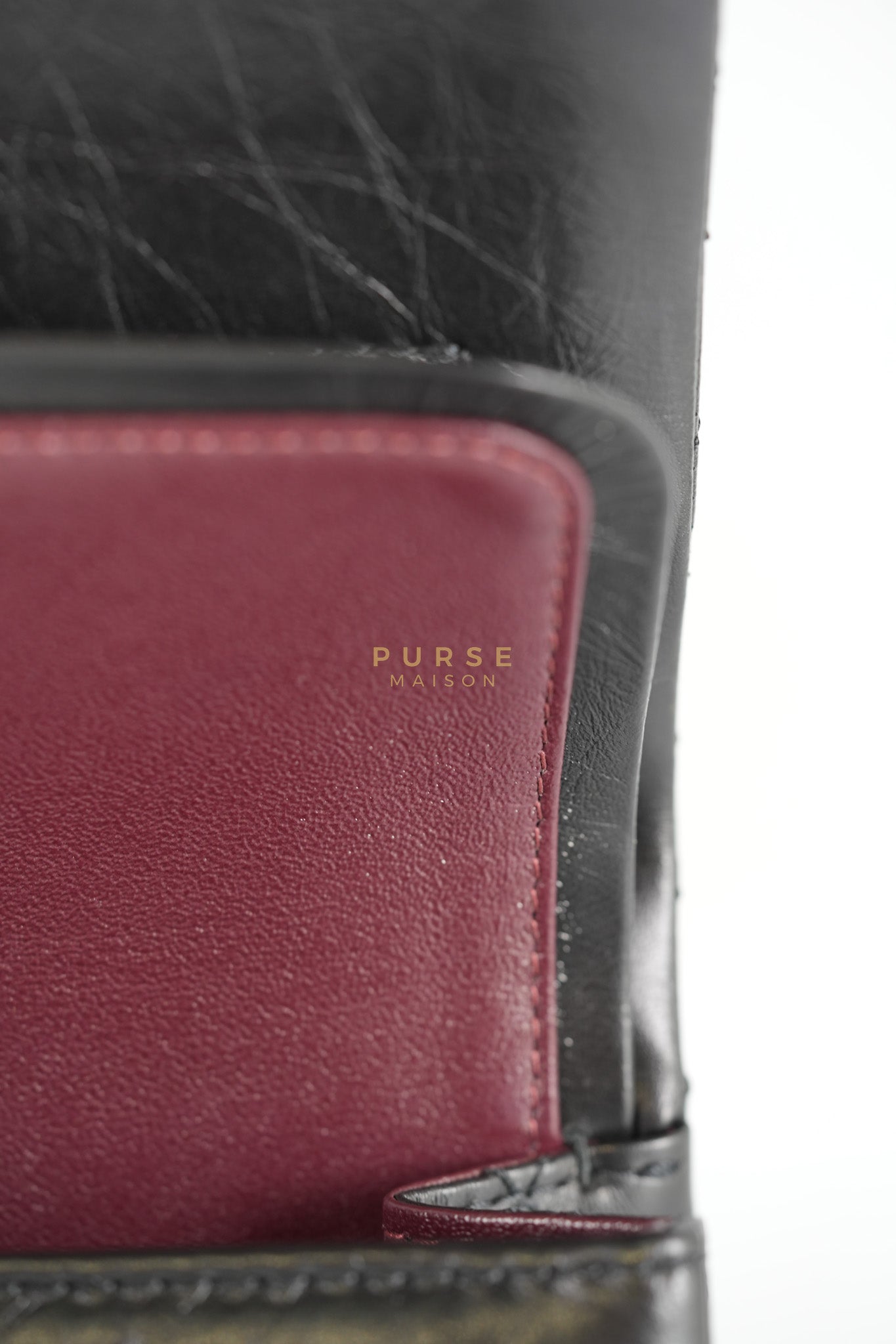Reissue 2.55 Size 225 Small Black in Calfskin Distressed Leather (Microchip)