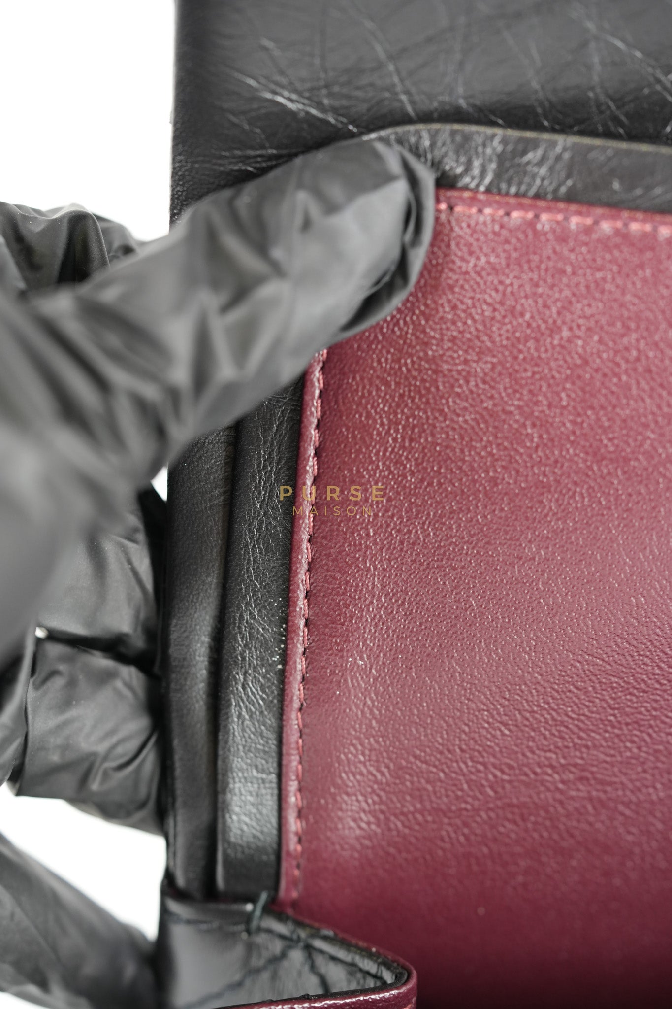Reissue 2.55 Size 225 Small Black in Calfskin Distressed Leather (Microchip)