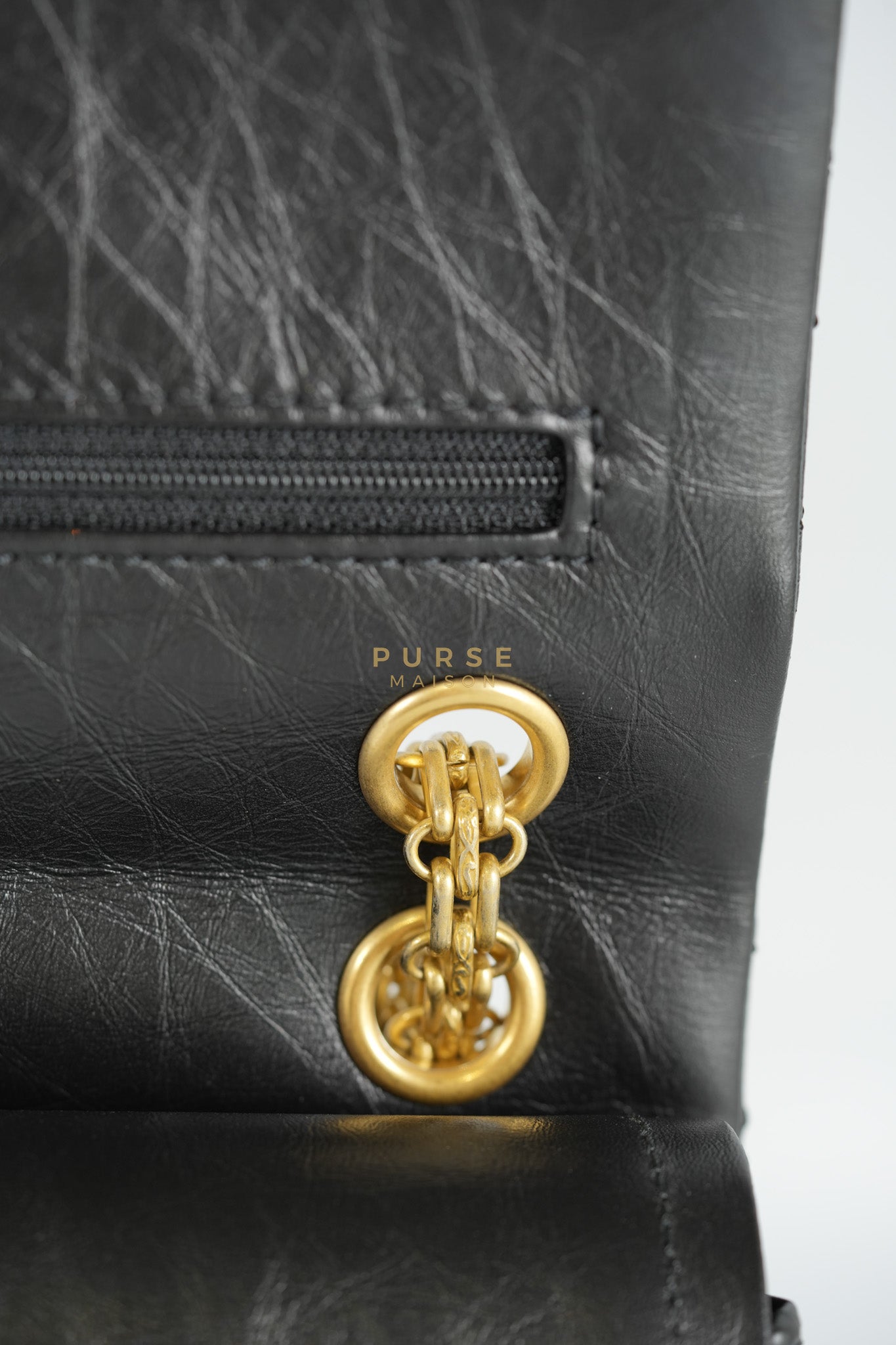 Reissue 2.55 Size 225 Small Black in Calfskin Distressed Leather (Microchip)