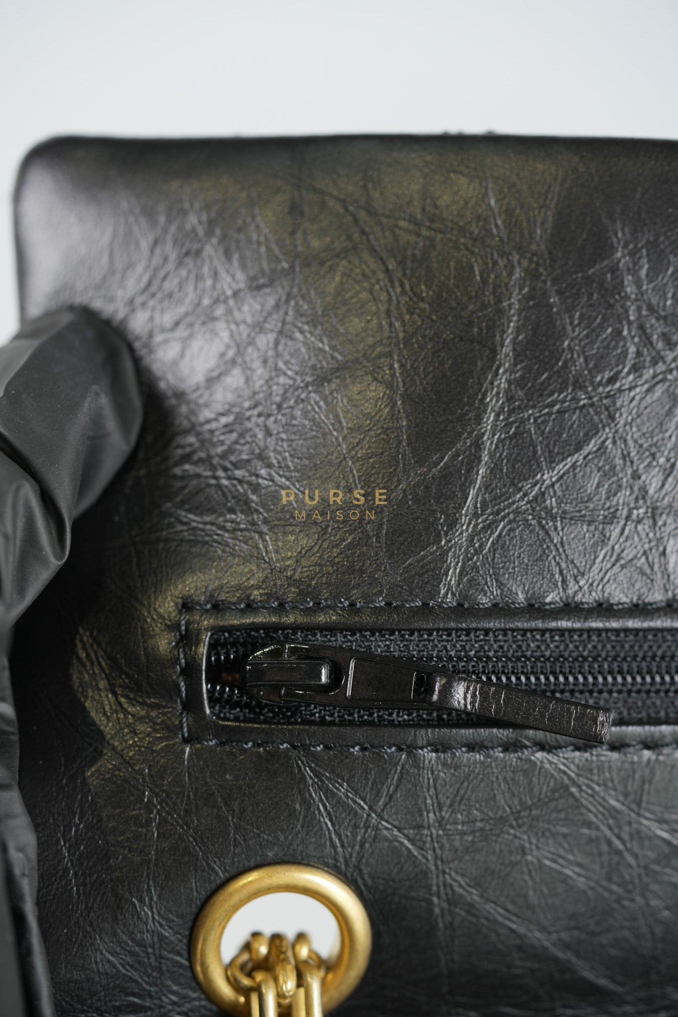 Reissue 2.55 Size 225 Small Black in Calfskin Distressed Leather (Microchip)