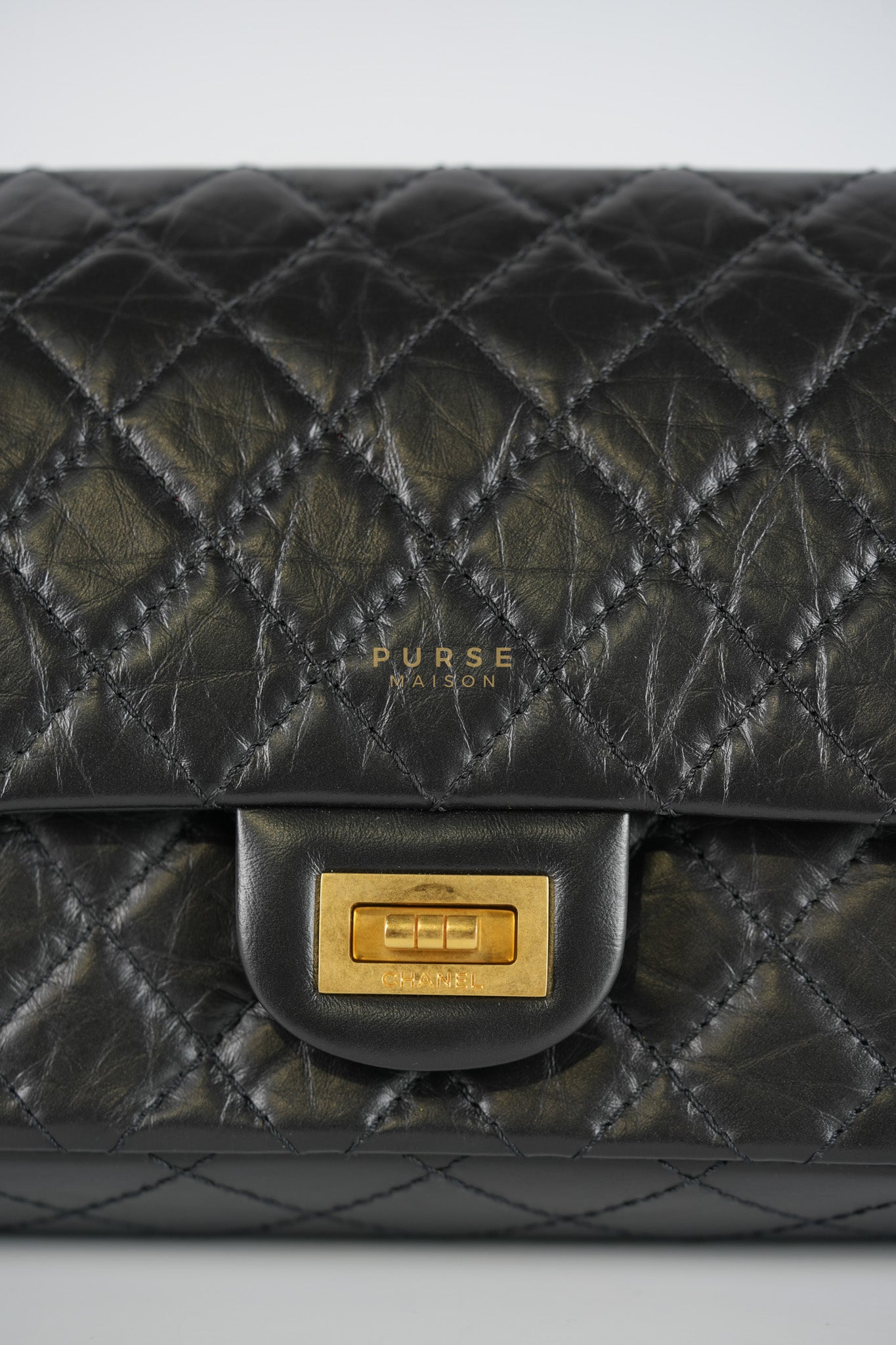 Reissue 2.55 Size 225 Small Black in Calfskin Distressed Leather (Microchip)