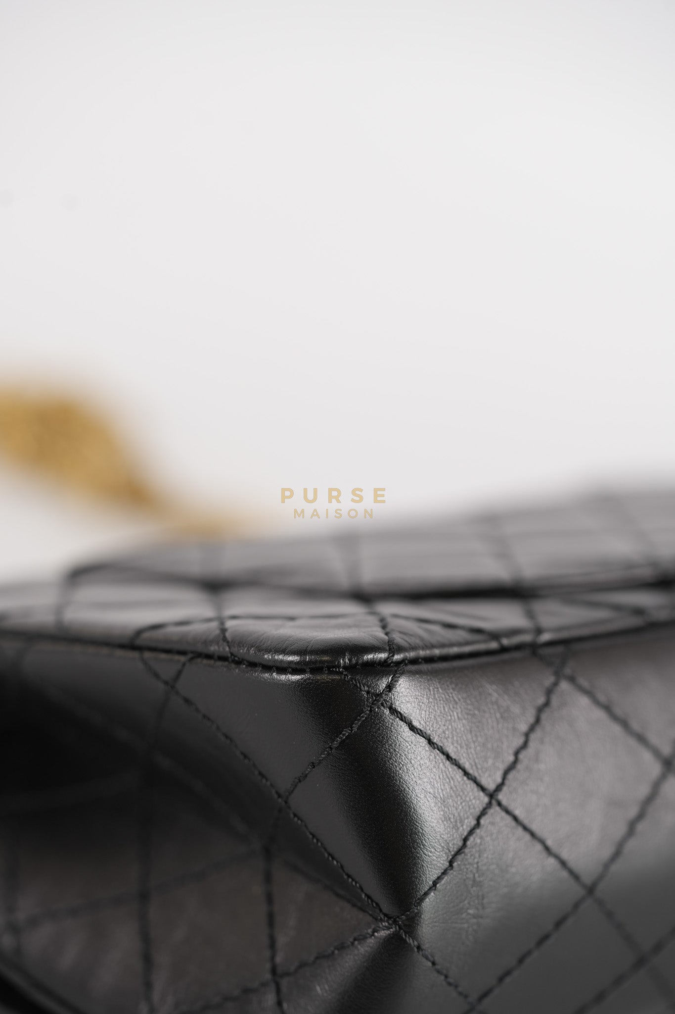 Reissue 2.55 Size 225 Small Black in Calfskin Distressed Leather (Microchip)