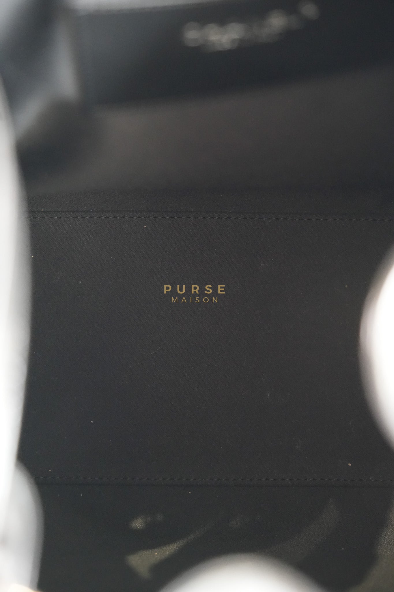 25 Medium in Black Glazed Calfskin Leather Mixed Hardware (Microchip) | Purse Maison Luxury Bags Shop