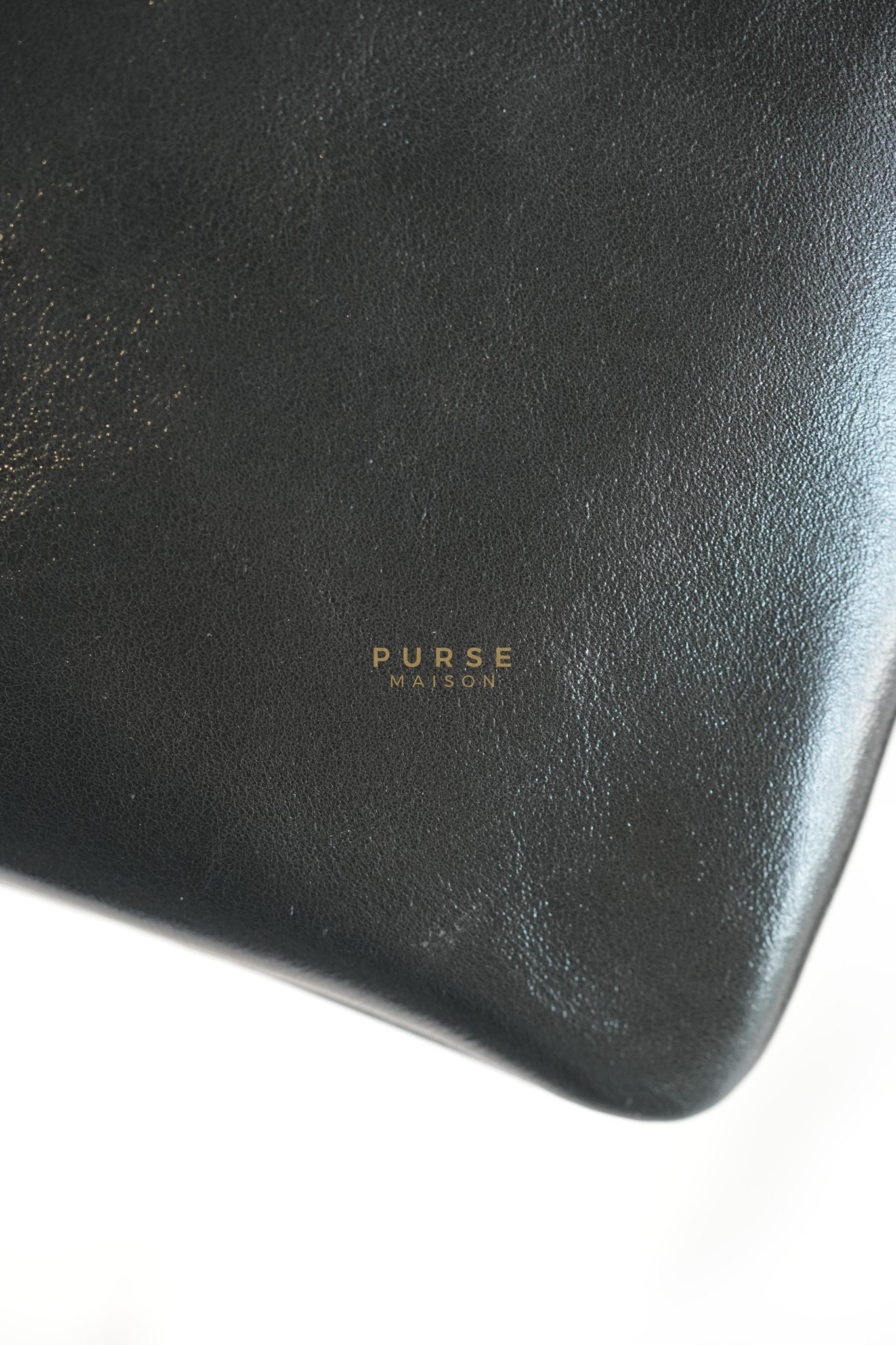 25 Medium in Black Glazed Calfskin Leather Mixed Hardware (Microchip) | Purse Maison Luxury Bags Shop