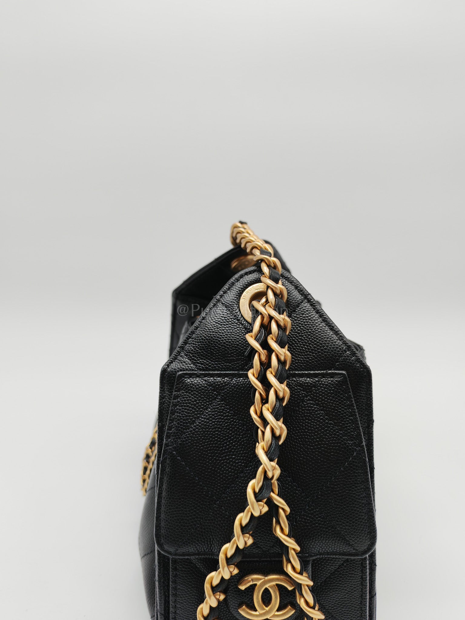 25 Mini Black Caviar Leather in Aged Gold Hardware Microchip(UL****32) | Purse Maison Luxury Bags Shop