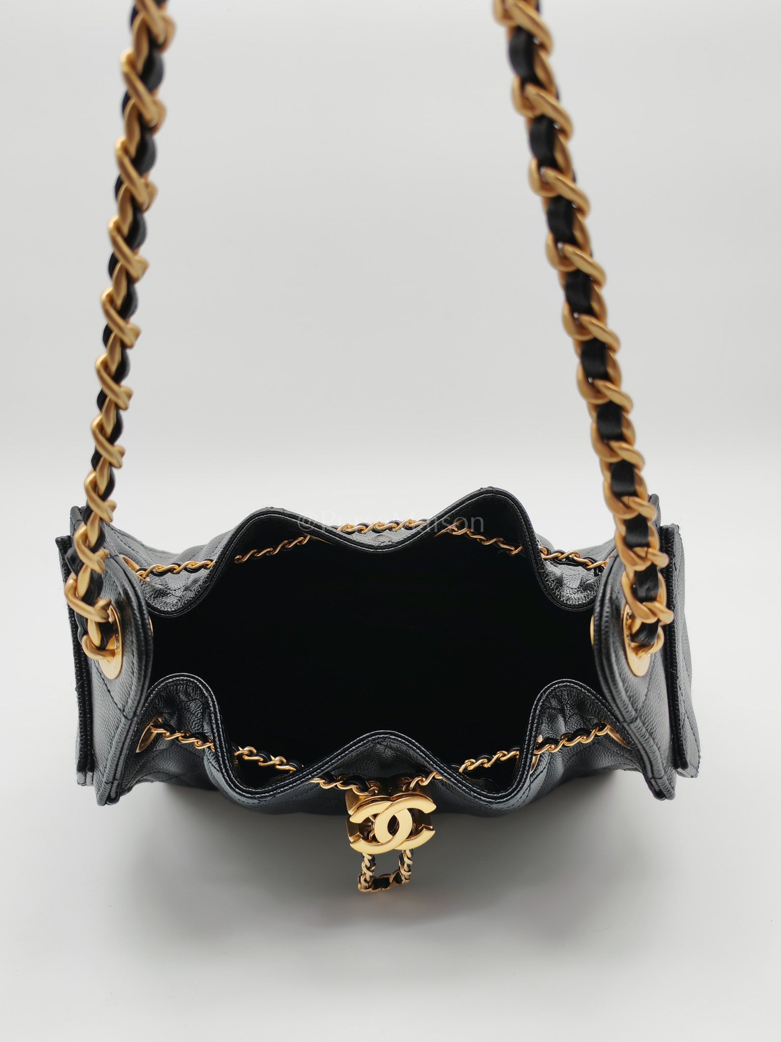 25 Mini Black Caviar Leather in Aged Gold Hardware Microchip(UL****32) | Purse Maison Luxury Bags Shop