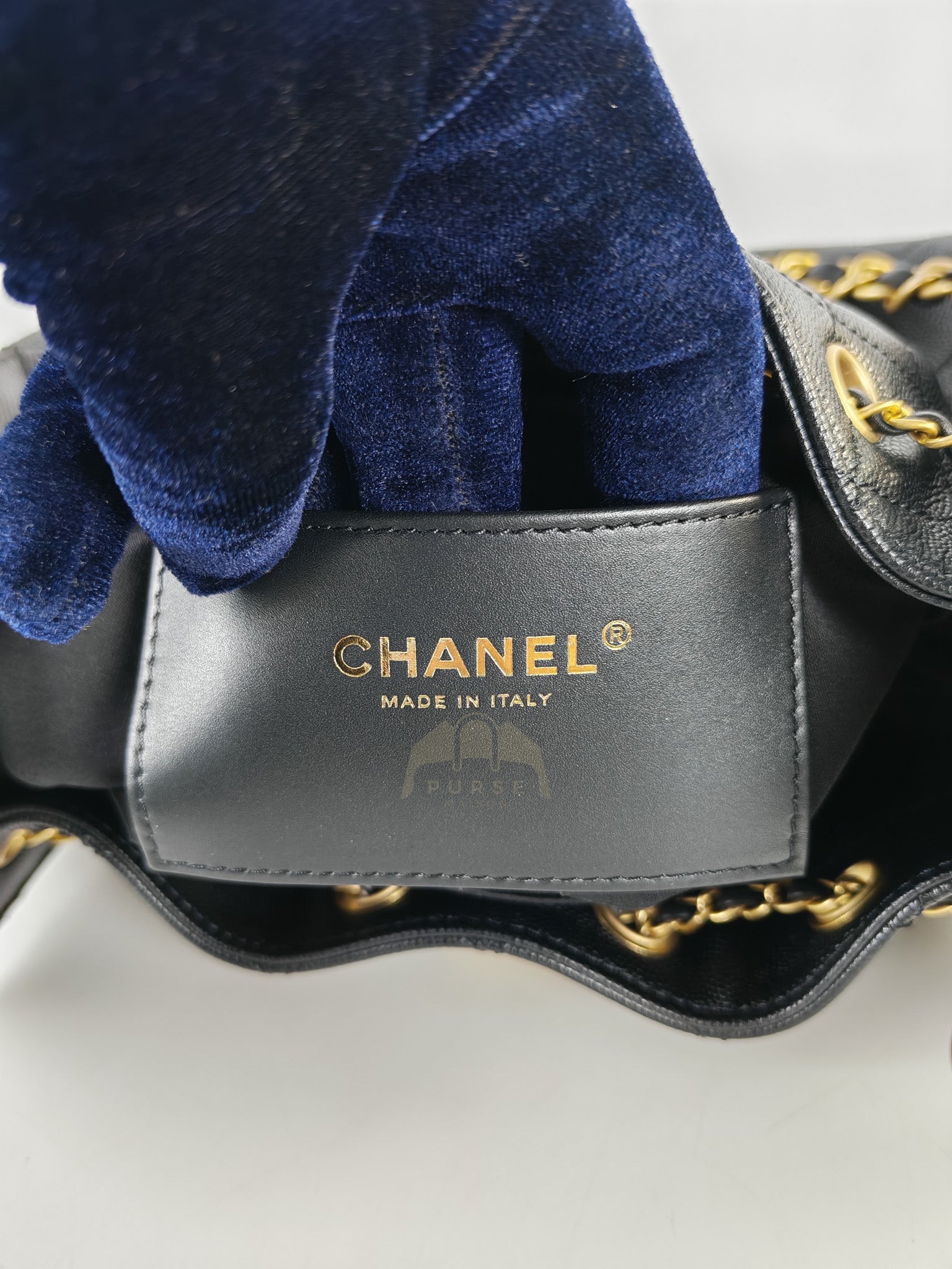 25 Mini in Black Caviar Leather Aged Gold Hardware (Microchip) | Purse Maison Luxury Bags Shop