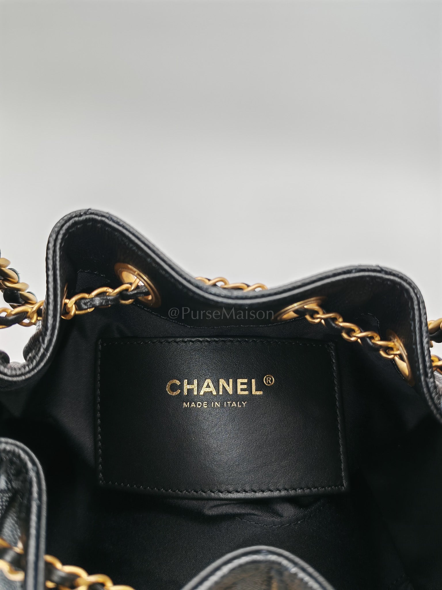 25 Mini in Black Caviar Leather Aged Gold Hardware(Microchip) | Purse Maison Luxury Bags Shop