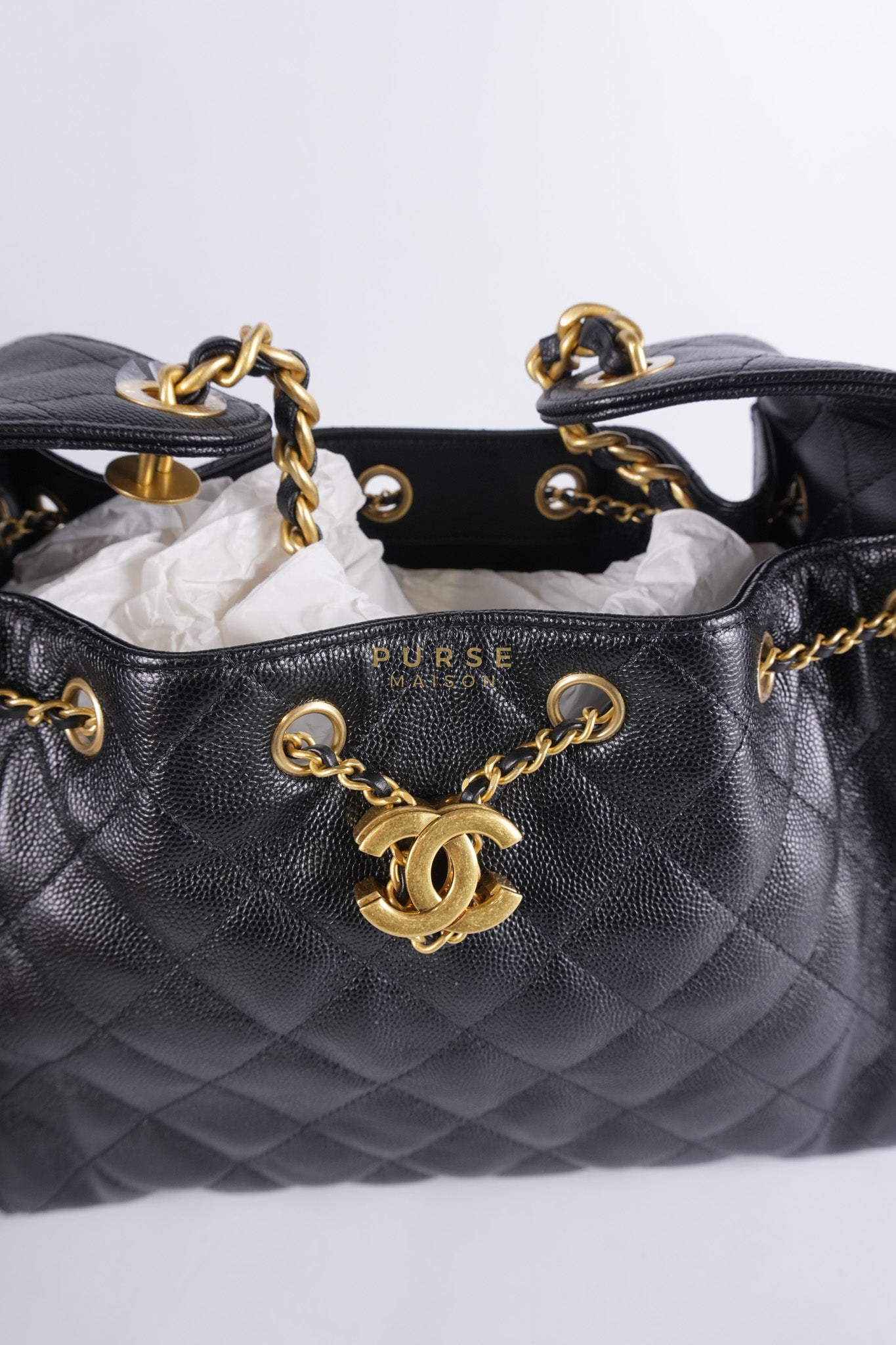 25 Small Black in Caviar Leather and Aged Gold Hardware (Microchip) | Purse Maison Luxury Bags Shop