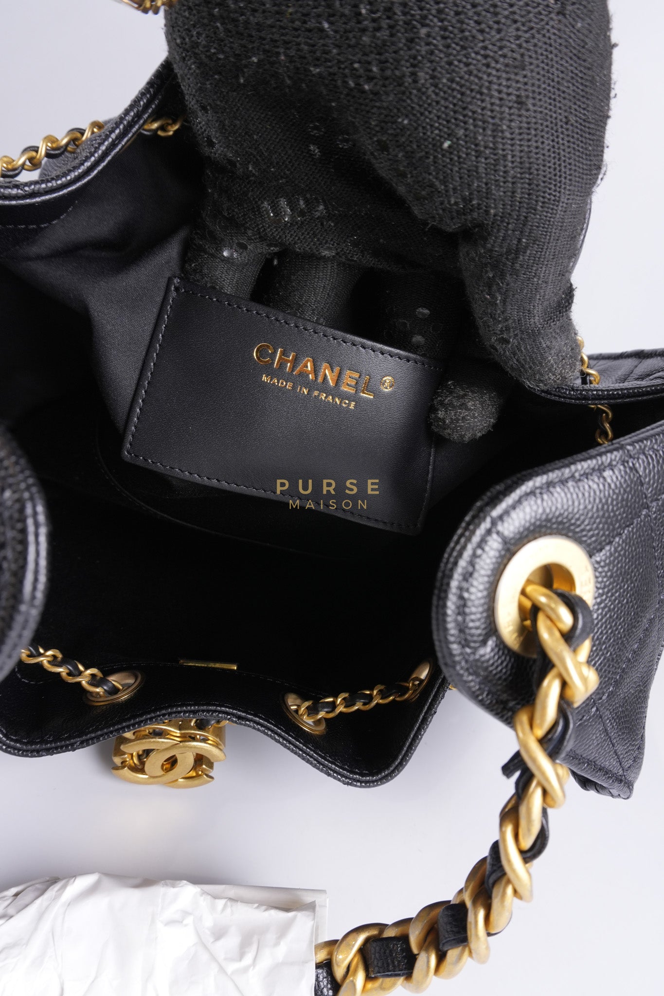 25 Small Black in Caviar Leather and Aged Gold Hardware (Microchip) | Purse Maison Luxury Bags Shop