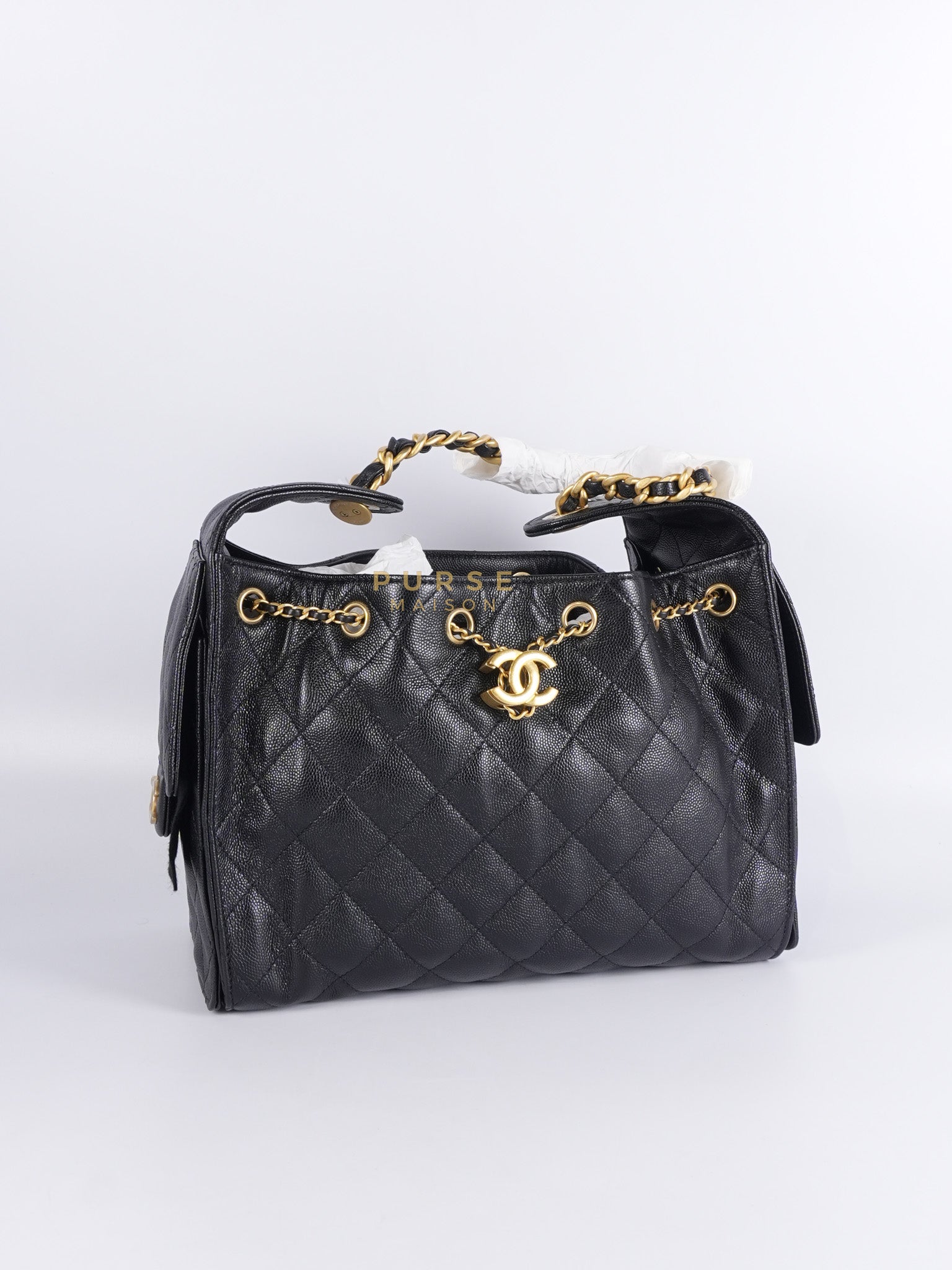 25 Small Black in Caviar Leather and Aged Gold Hardware (Microchip) | Purse Maison Luxury Bags Shop