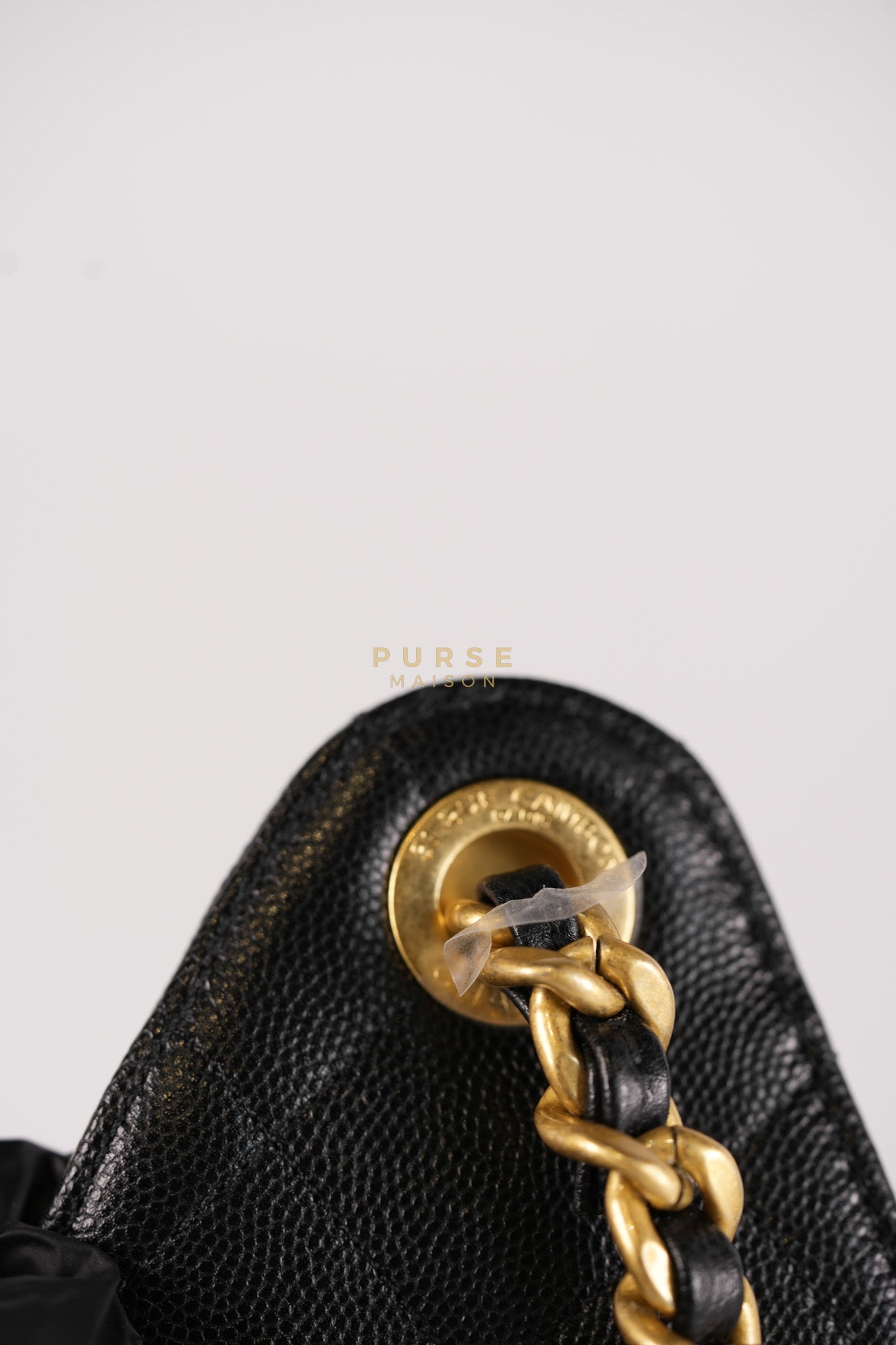 25 Small Hobo Tote Bag in Black Caviar Leather & Aged Gold Hardware Microchip (UA****03) | Purse Maison Luxury Bags Shop