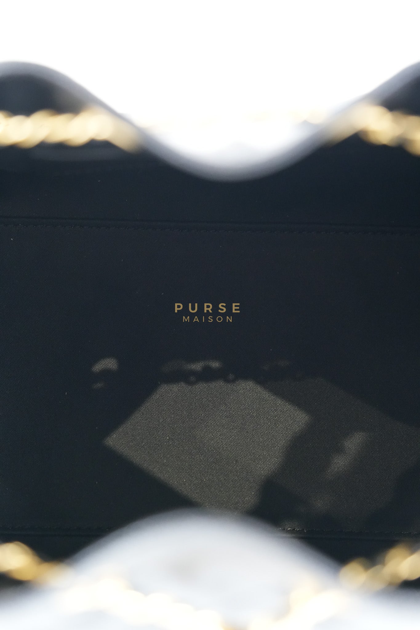 25 Small Hobo Tote Bag in Black Caviar Leather & Aged Gold Hardware Microchip (UA****03) | Purse Maison Luxury Bags Shop