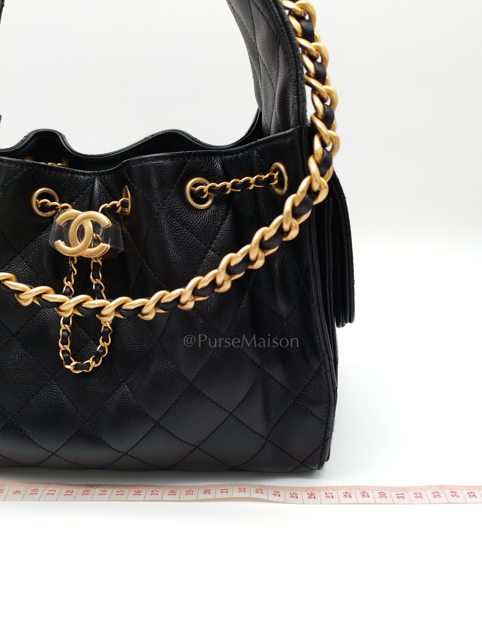 25 Small in Black Caviar Leather Aged Gold Hardware (Microchip) | Purse Maison Luxury Bags Shop