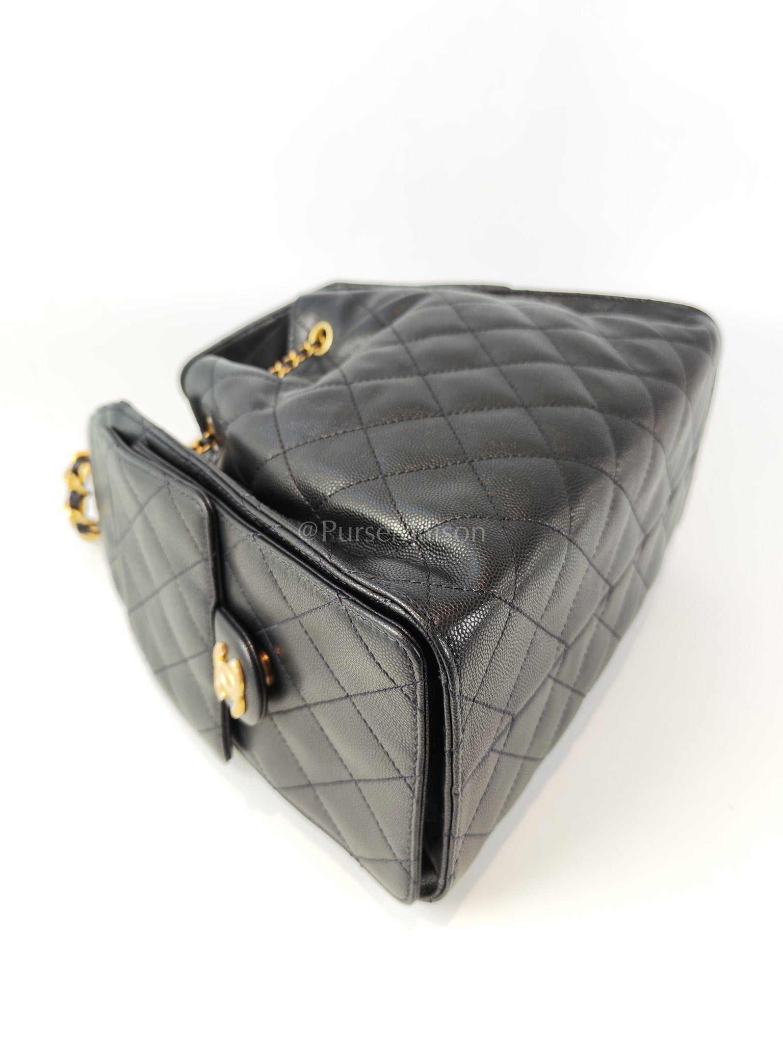 25 Small in Black Caviar Leather Aged Gold Hardware Microchip(K3****X4) | Purse Maison Luxury Bags Shop