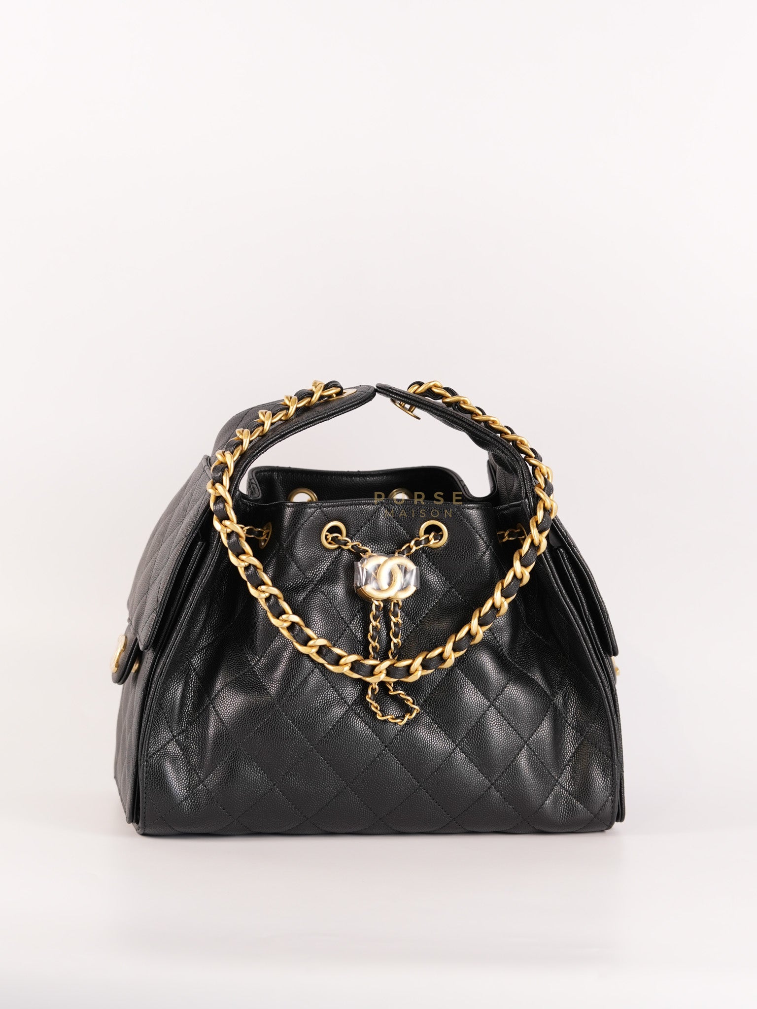 25 Small in Black Caviar Leather and Aged Gold Hardwar (Microchip) | Purse Maison Luxury Bags Shop