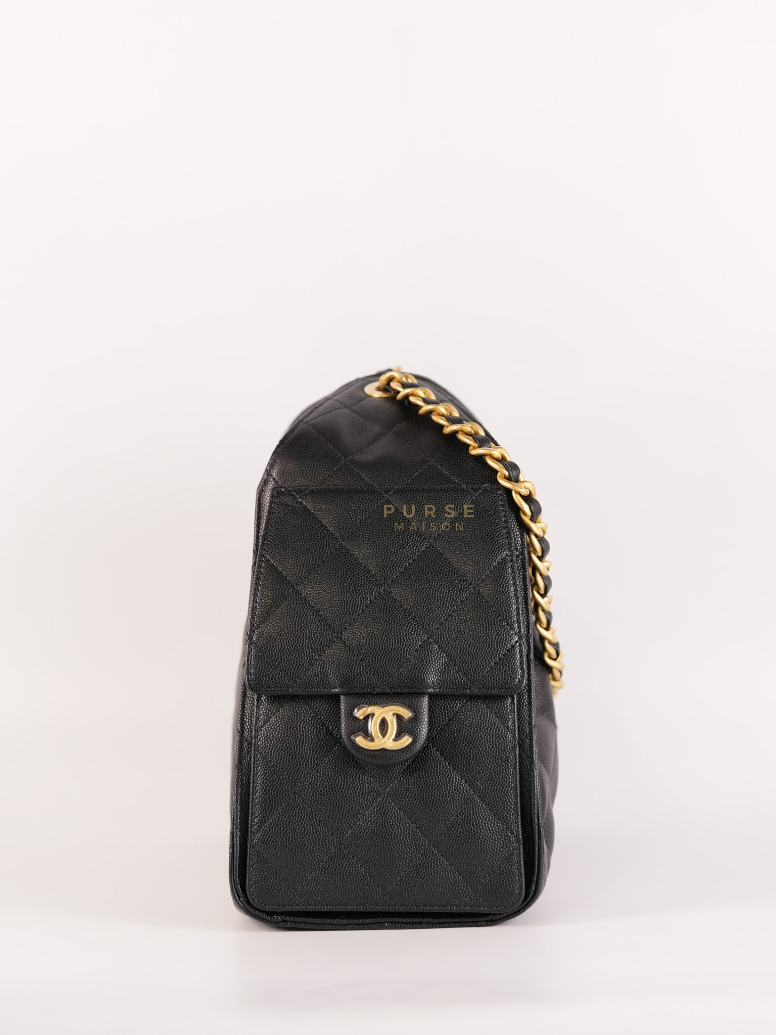 25 Small in Black Caviar Leather and Aged Gold Hardwar (Microchip) | Purse Maison Luxury Bags Shop