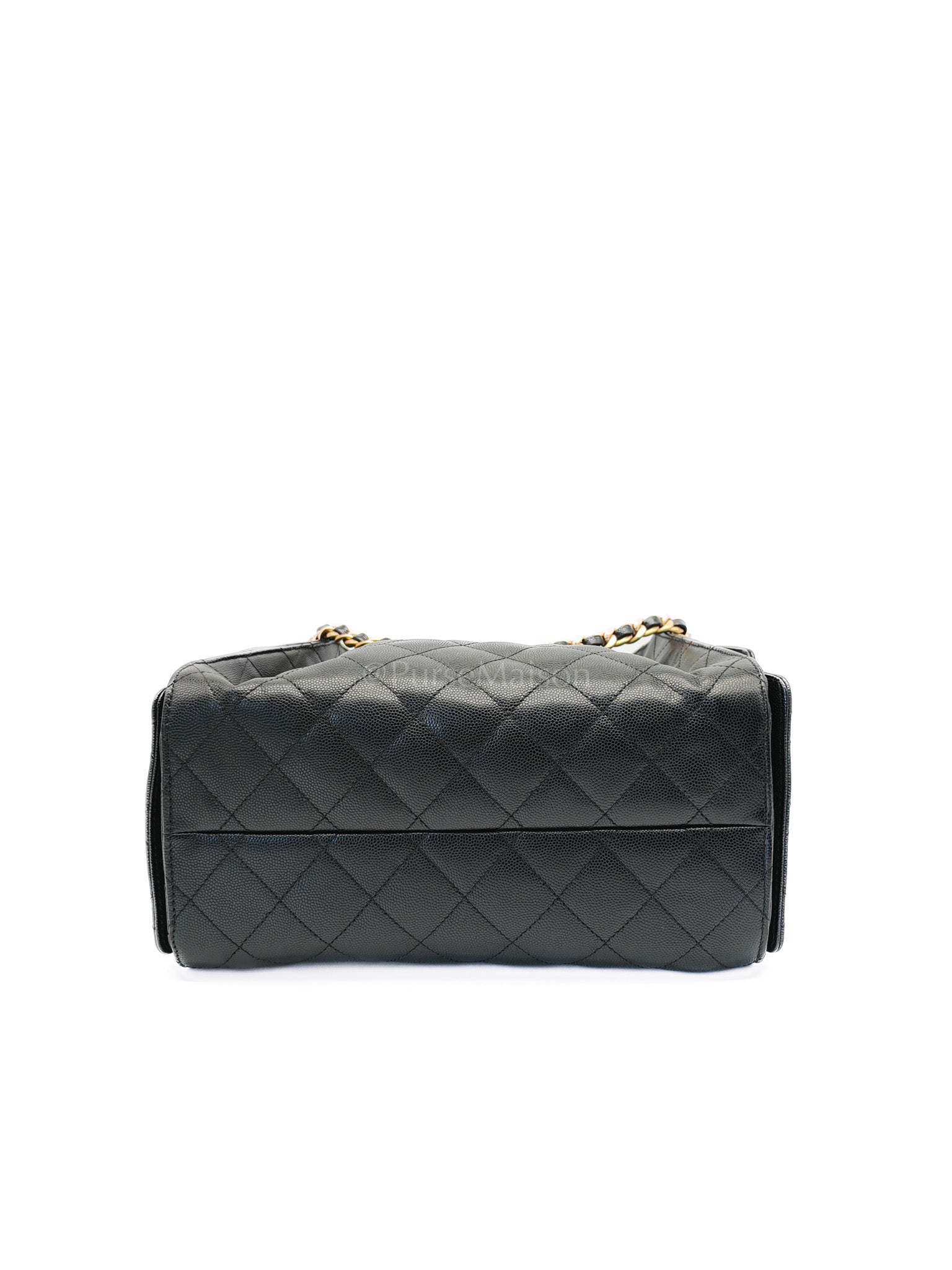 25 Small in Black Caviar Leather and Aged Gold Hardware (Microchip) | Purse Maison Luxury Bags Shop