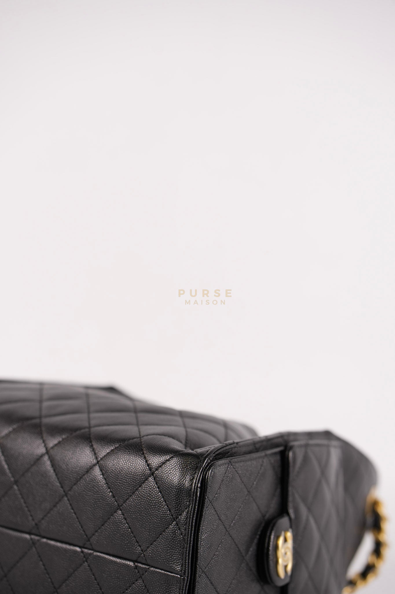 25 Small In Black in Caviar Leather and Aged Gold Hardware (Microchip) | Purse Maison Luxury Bags Shop
