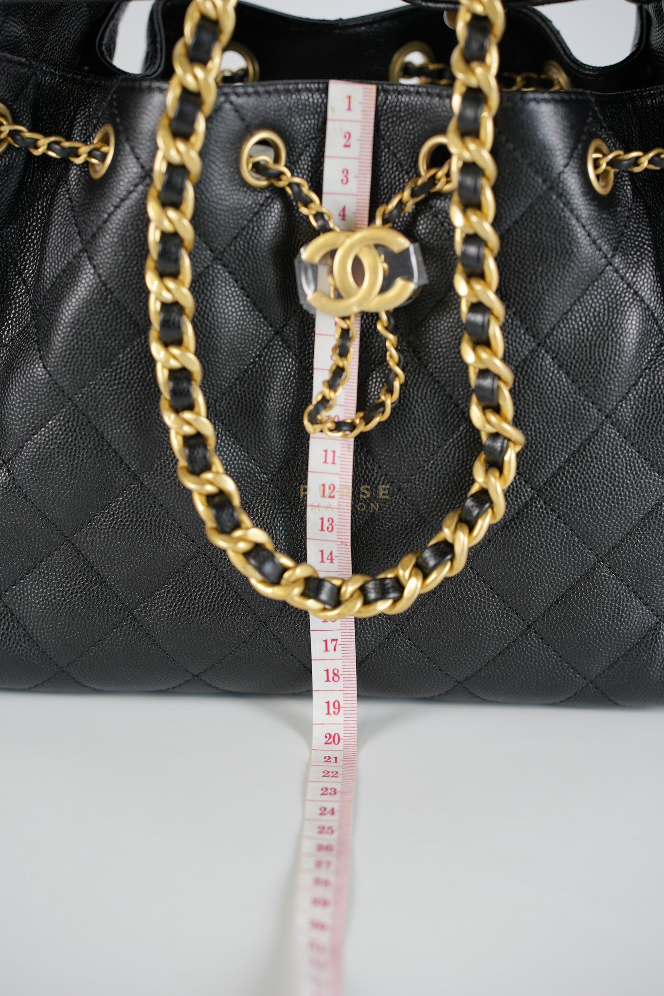 25 Small In Black in Caviar Leather and Aged Gold Hardware (Microchip) | Purse Maison Luxury Bags Shop