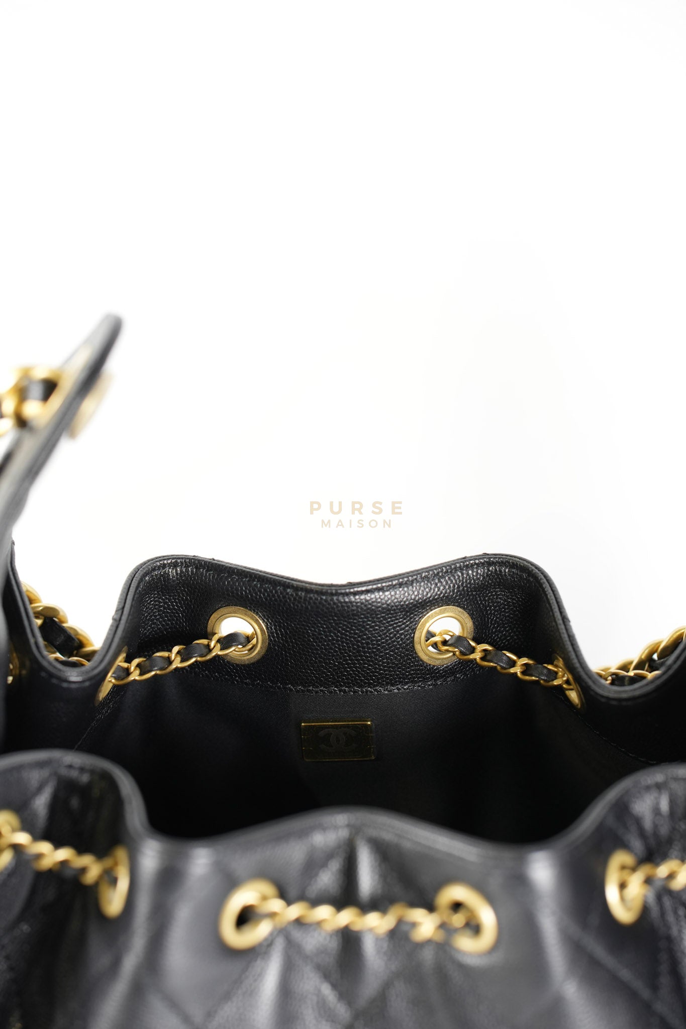 25 Small In Black in Caviar Leather and Aged Gold Hardware (Microchip) | Purse Maison Luxury Bags Shop