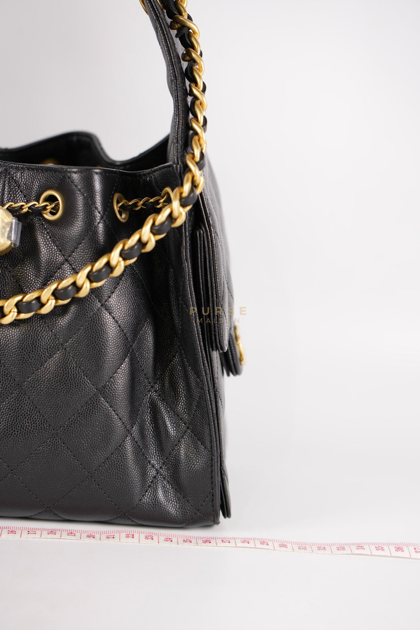 25 Small In Black in Caviar Leather and Aged Gold Hardware (Microchip) | Purse Maison Luxury Bags Shop