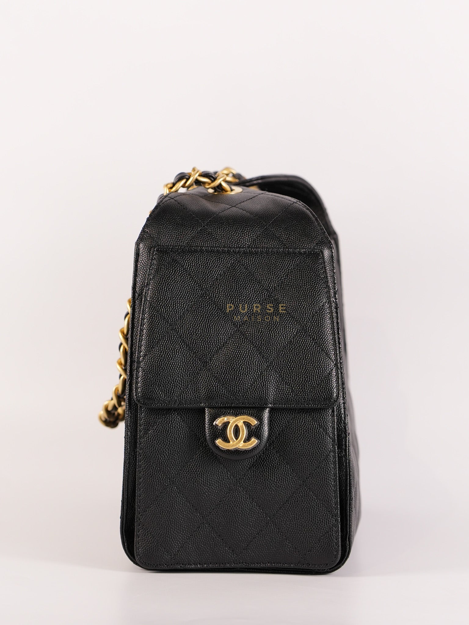 25 Small In Black in Caviar Leather and Aged Gold Hardware (Microchip) | Purse Maison Luxury Bags Shop