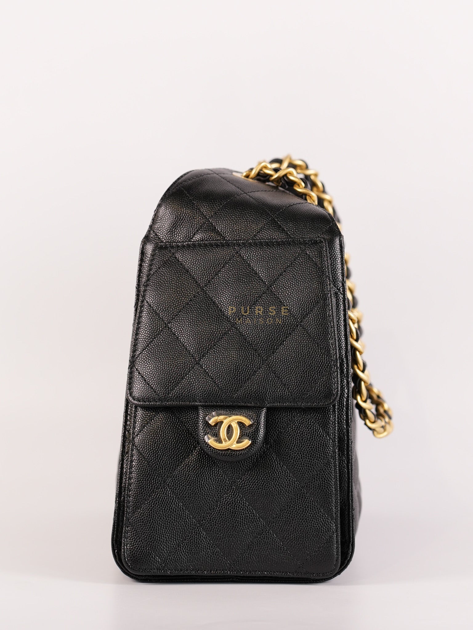 25 Small In Black in Caviar Leather and Aged Gold Hardware (Microchip) | Purse Maison Luxury Bags Shop