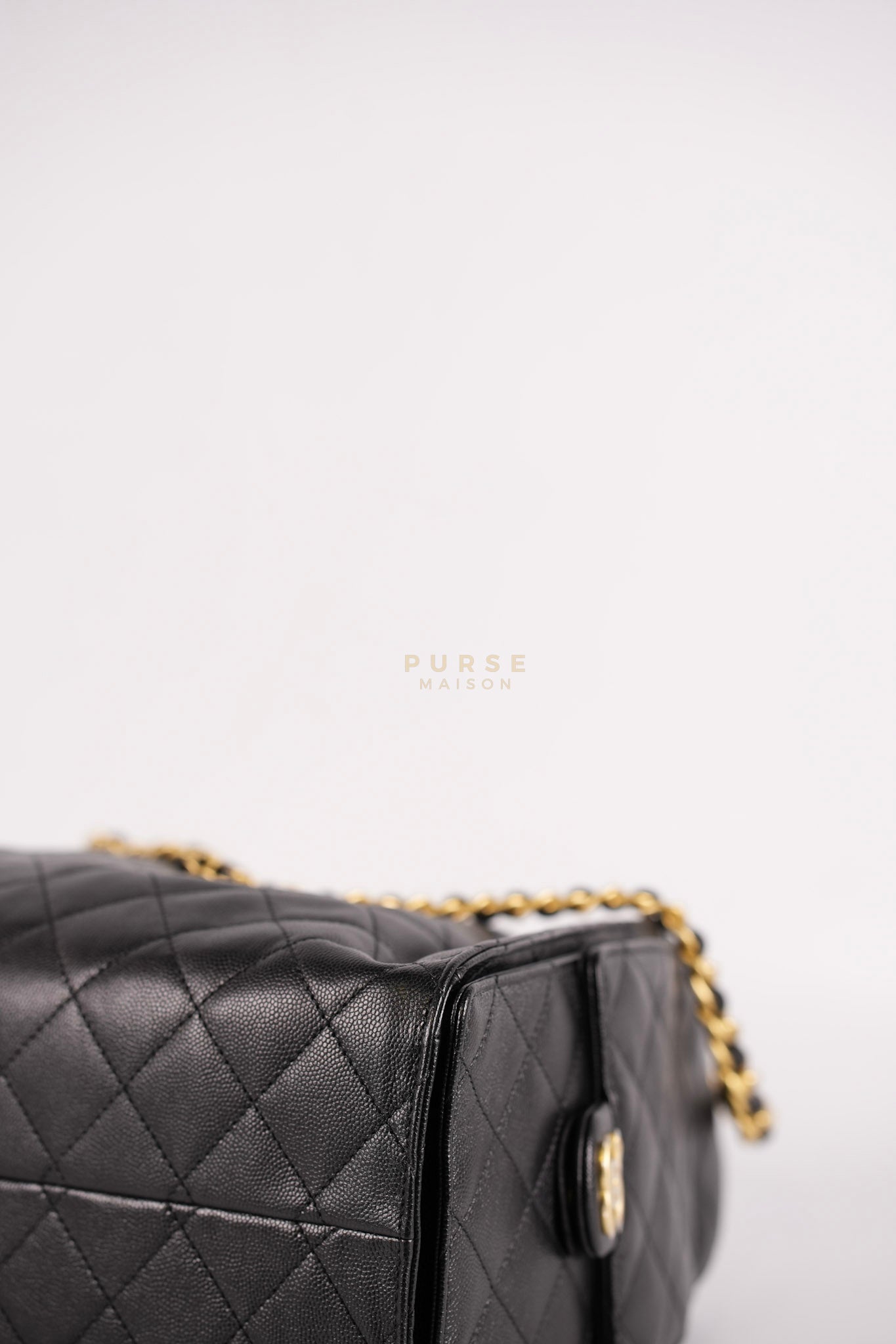25 Small In Black in Caviar Leather and Aged Gold Hardware (Microchip) | Purse Maison Luxury Bags Shop