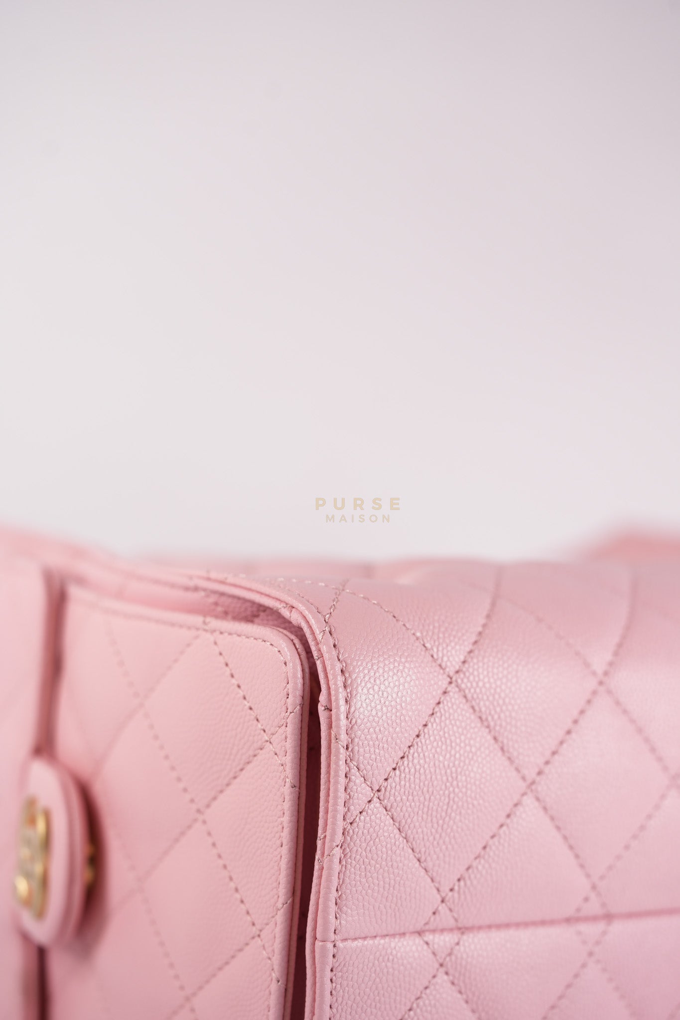 25 Small in Rose Clair Caviar Leather and Aged Gold Hardware (Microchip) | Purse Maison Luxury Bags Shop
